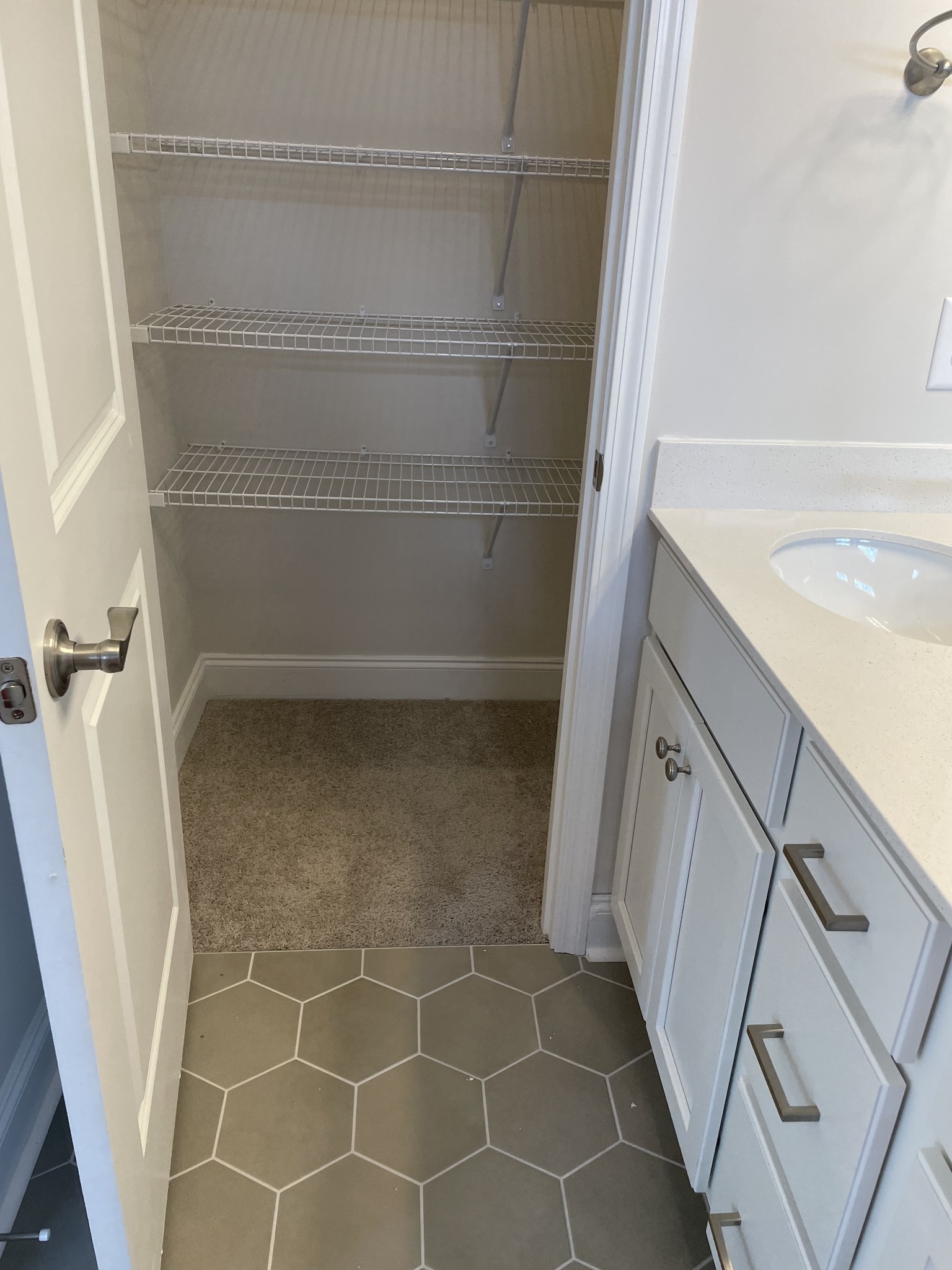 320 Savoy Loop Property Photo 21