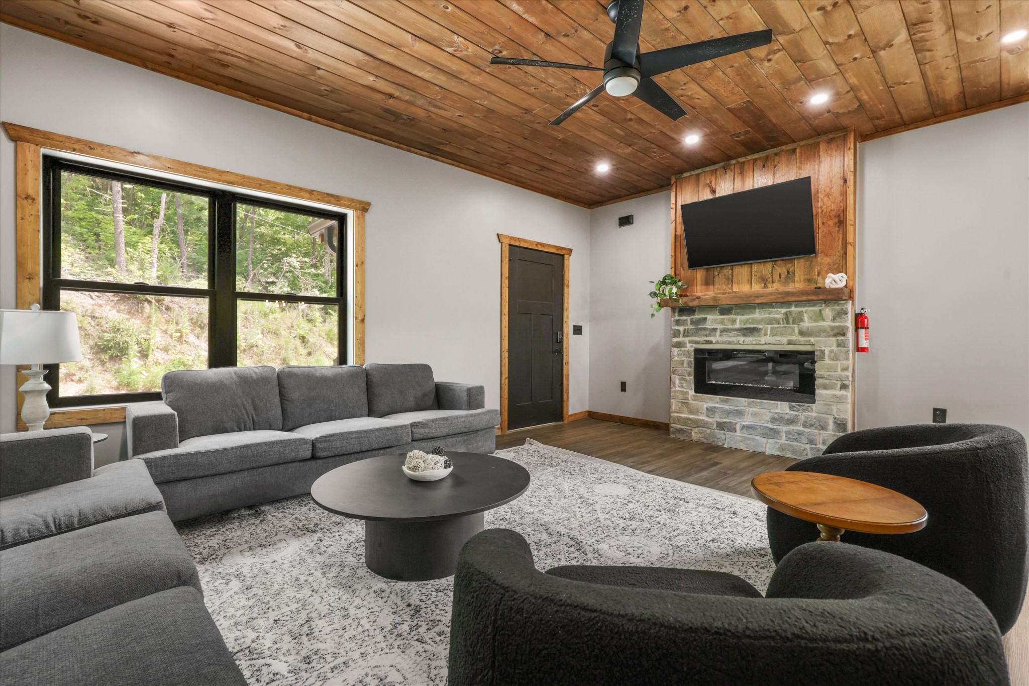 3414 Sugar Maple Loop Rd Property Photo 8