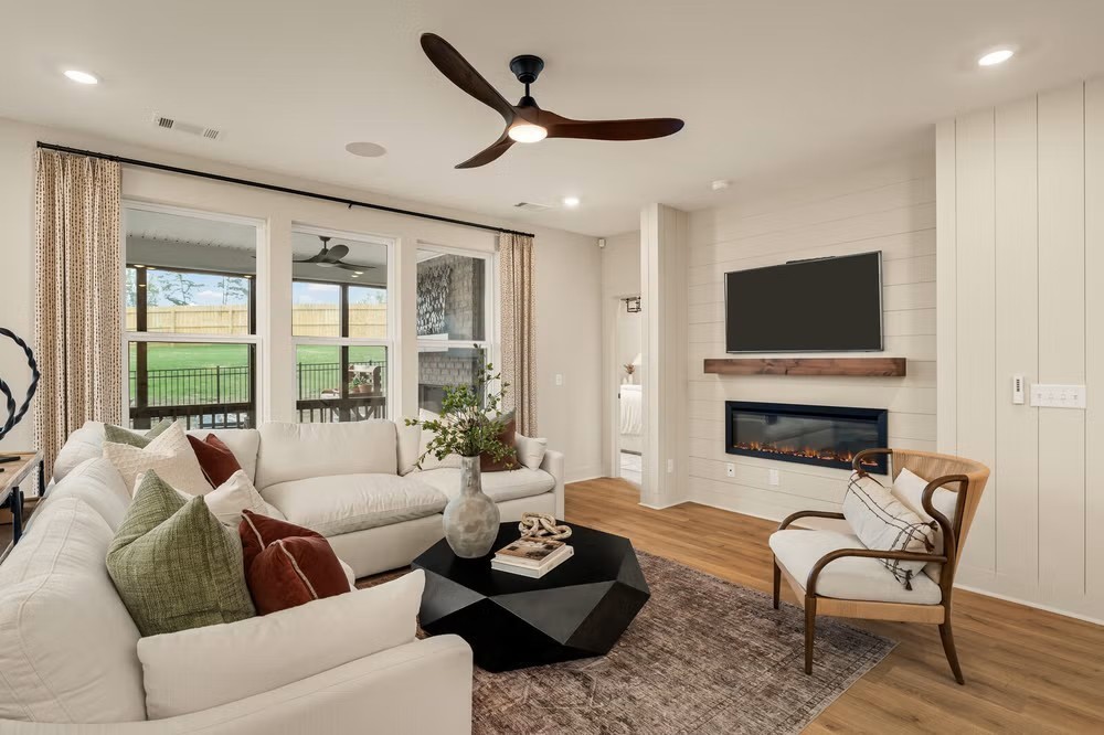 200 Aspen Arch Court Property Photo 6