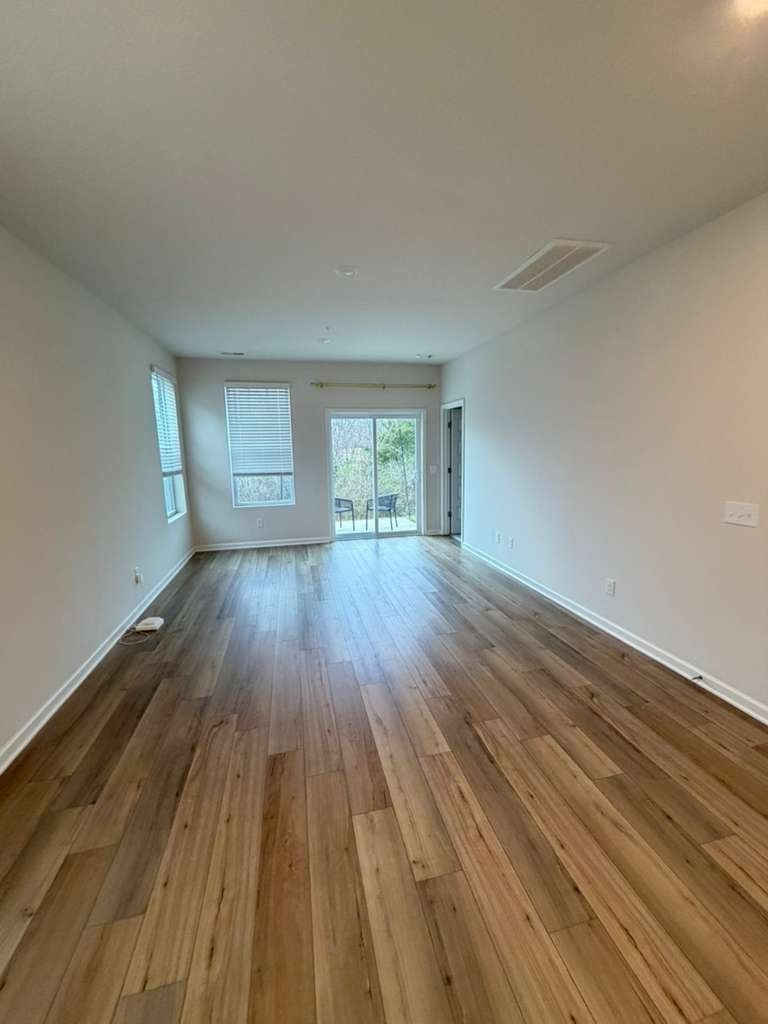 677 Birdie Dr Property Photo 10