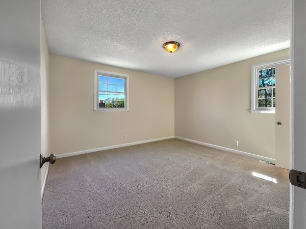 692 Atlanta Dr Property Photo 27