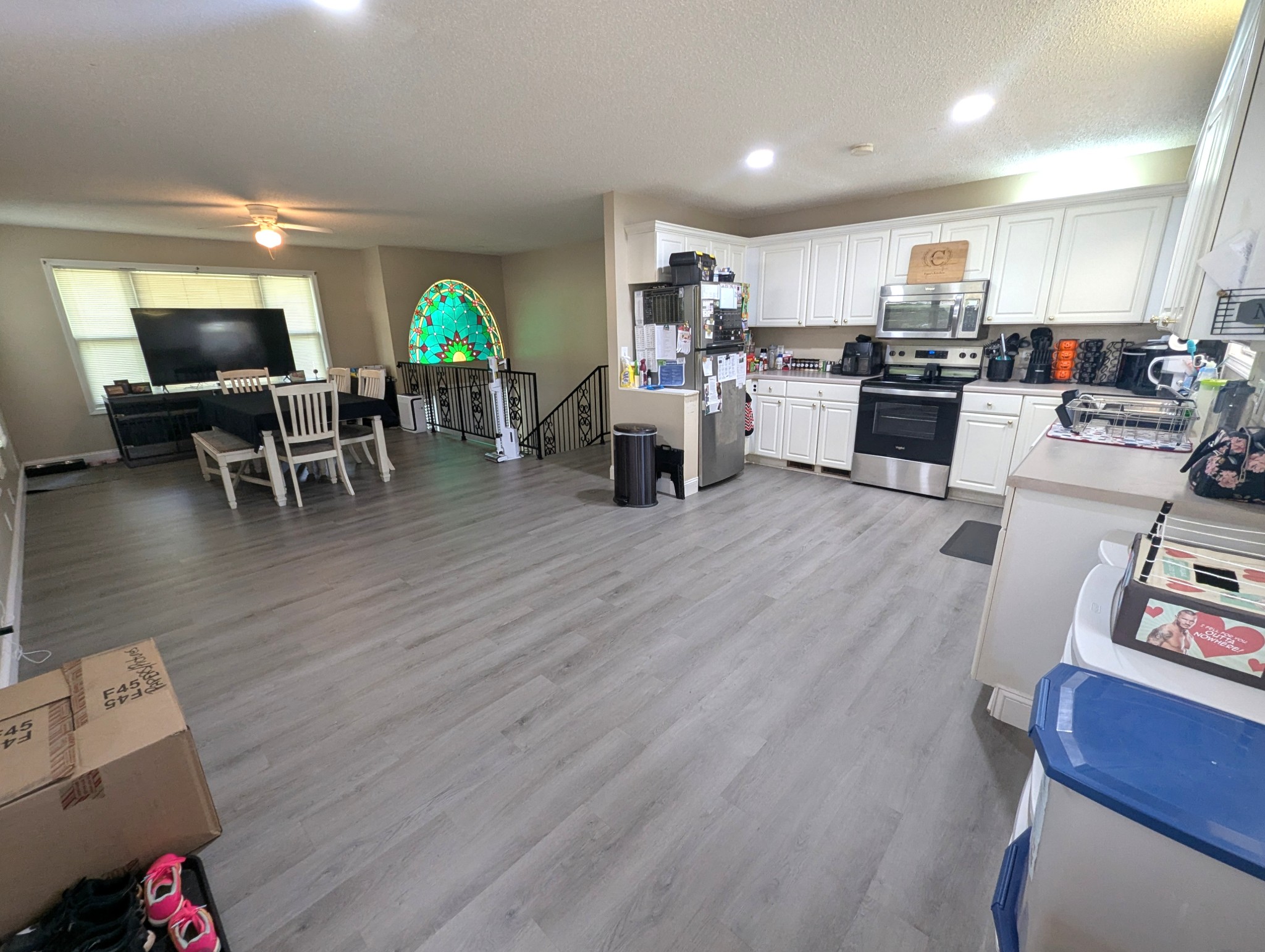 1208 E Blythe St Property Photo 3