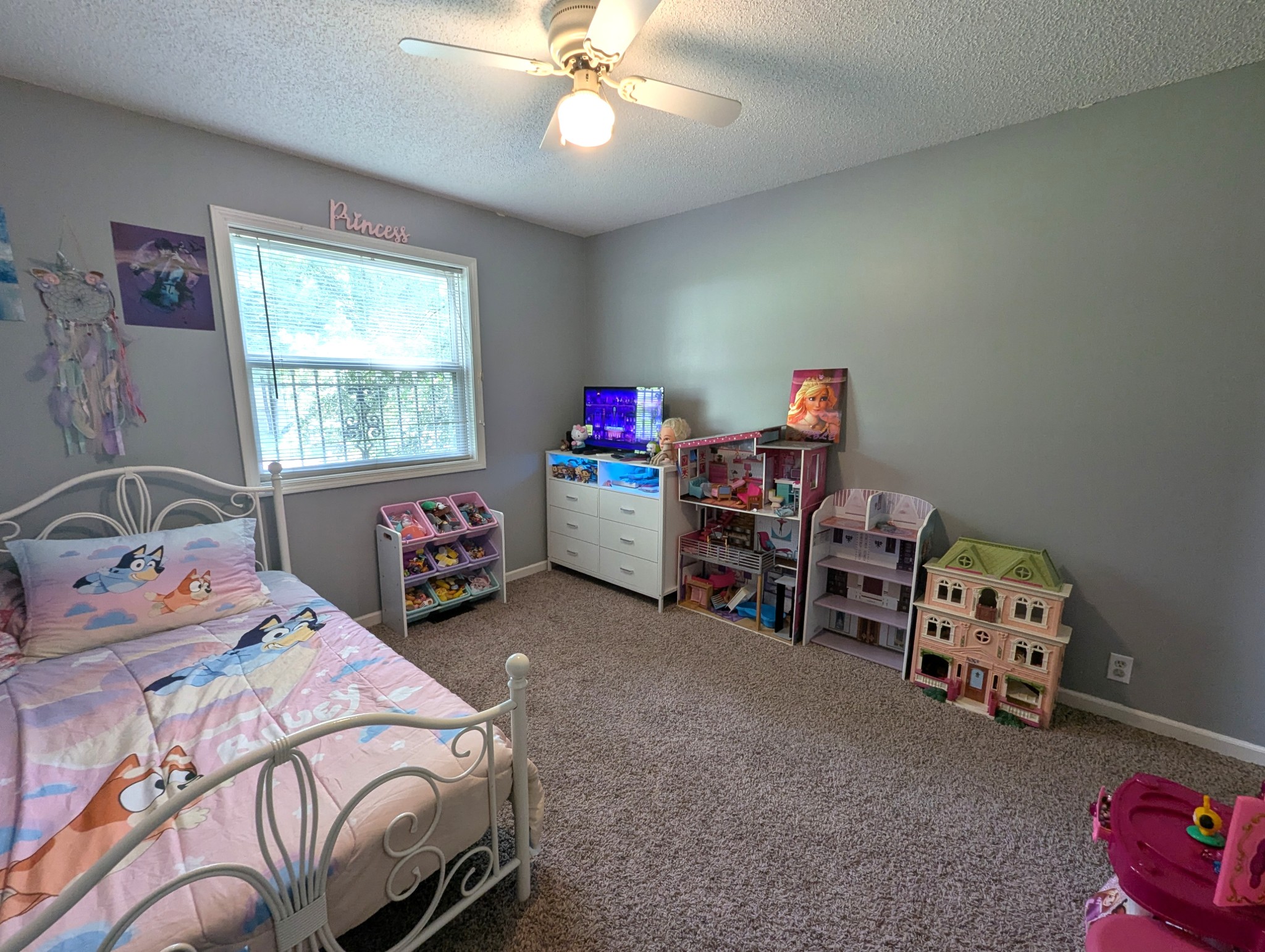 1208 E Blythe St Property Photo 9