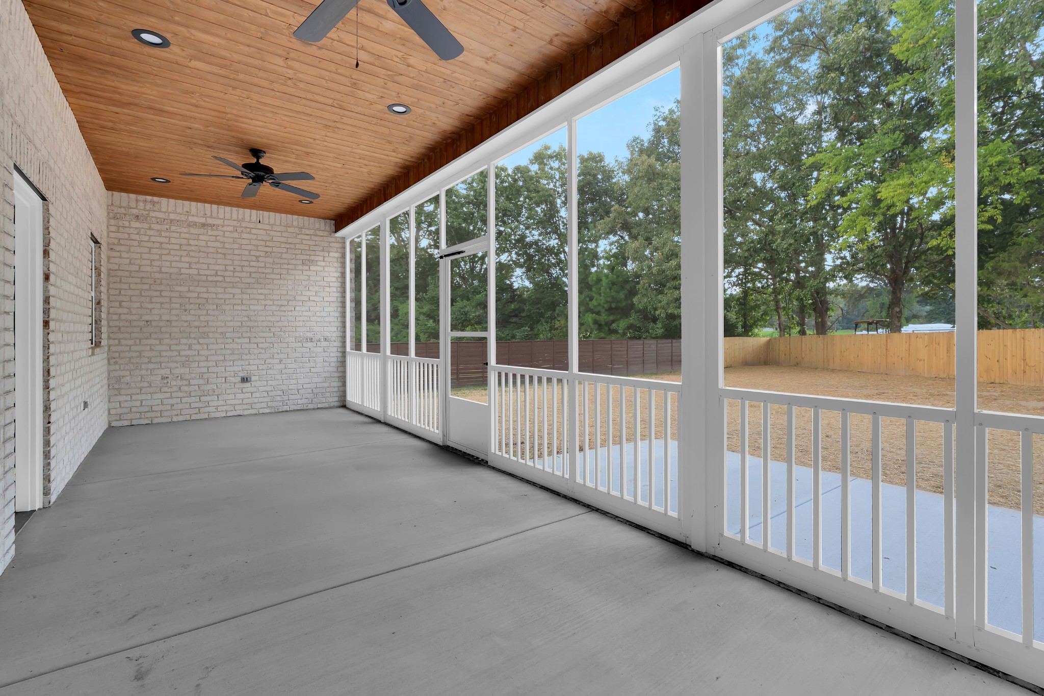 119 Settlers Trce Property Photo 5