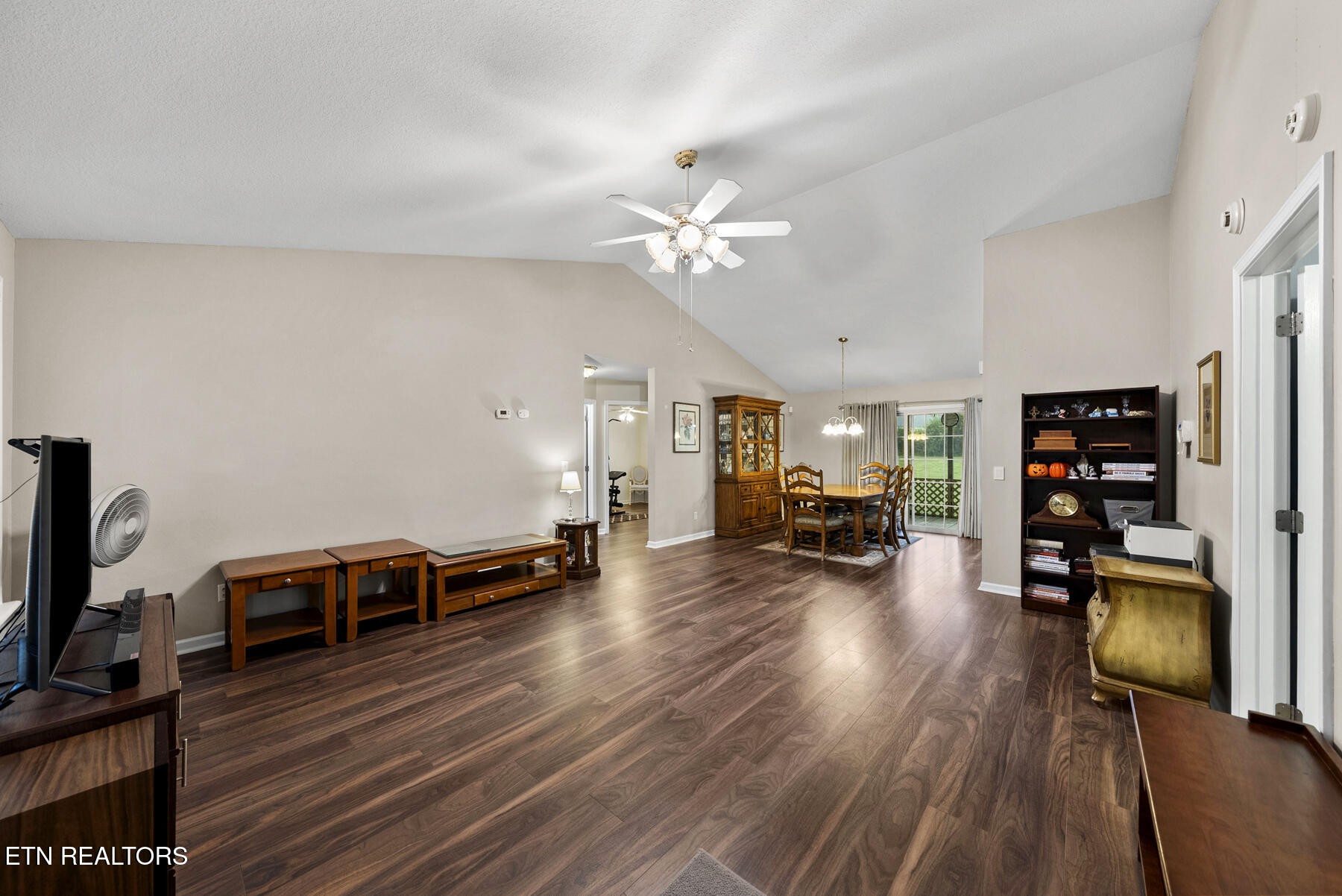 1303 War Eagle Drive Property Photo 8