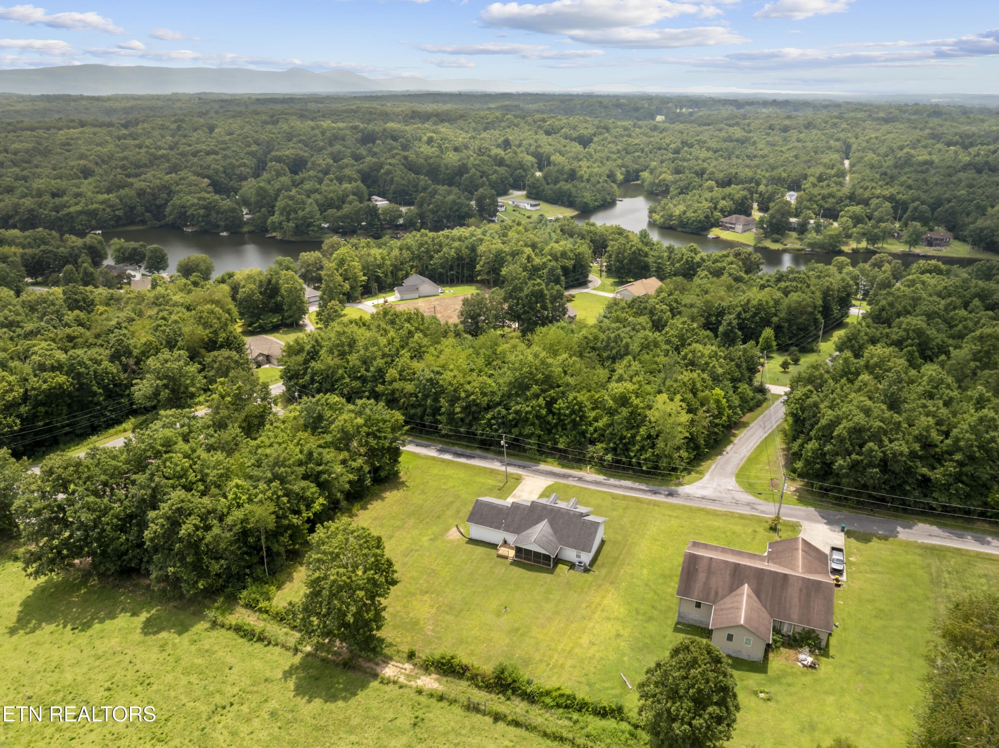 1303 War Eagle Drive Property Photo 32
