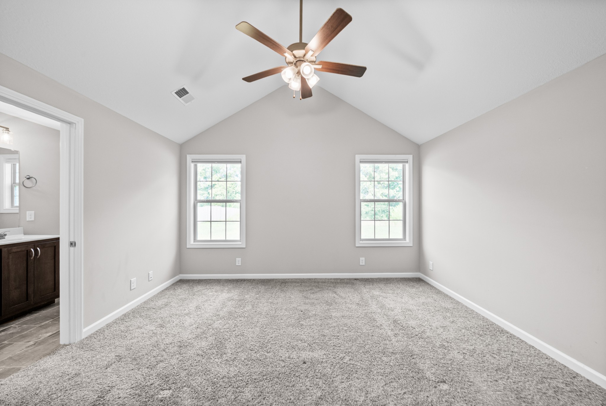 1493 Fredrick Dr Property Photo 17