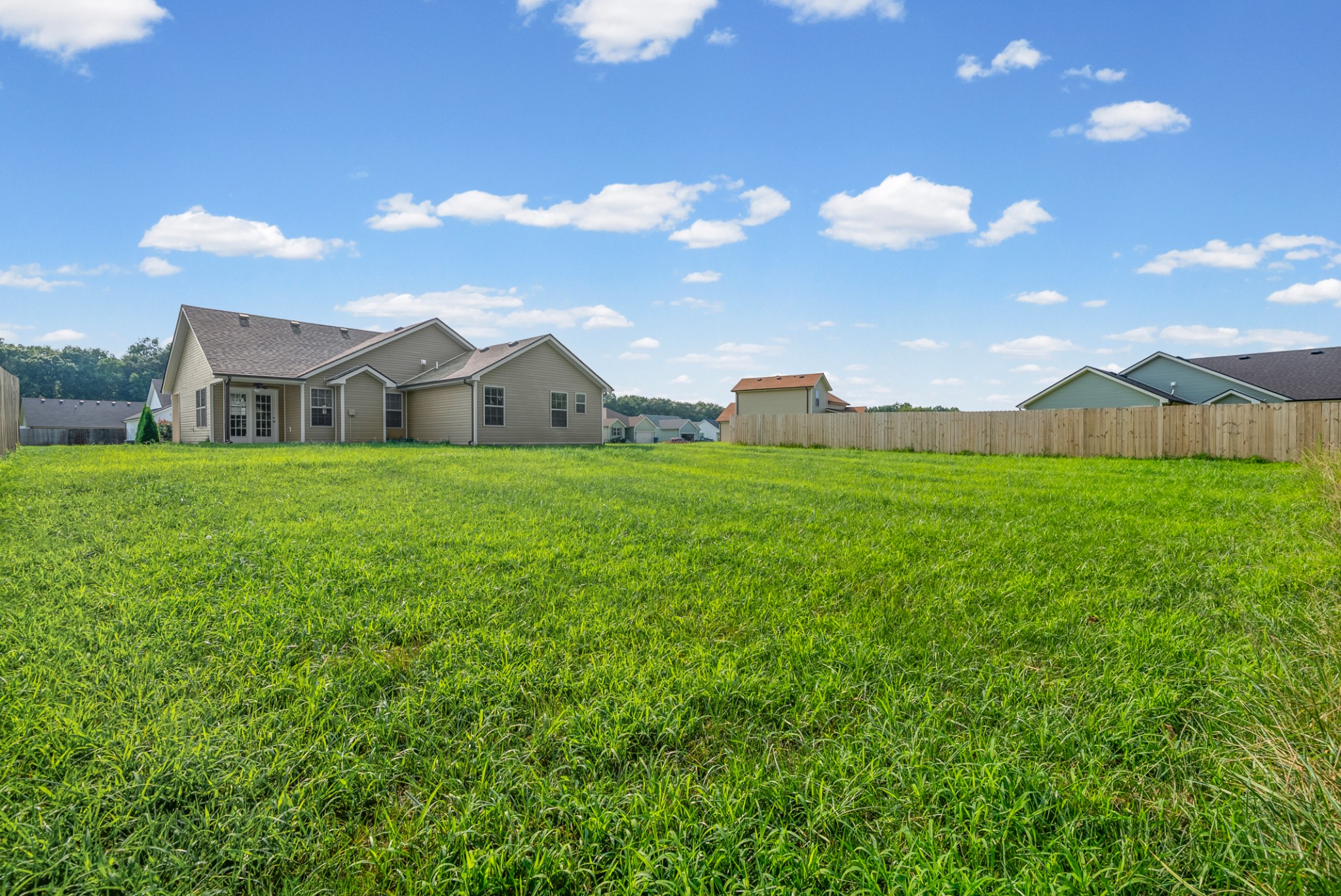 1493 Fredrick Dr Property Photo 30