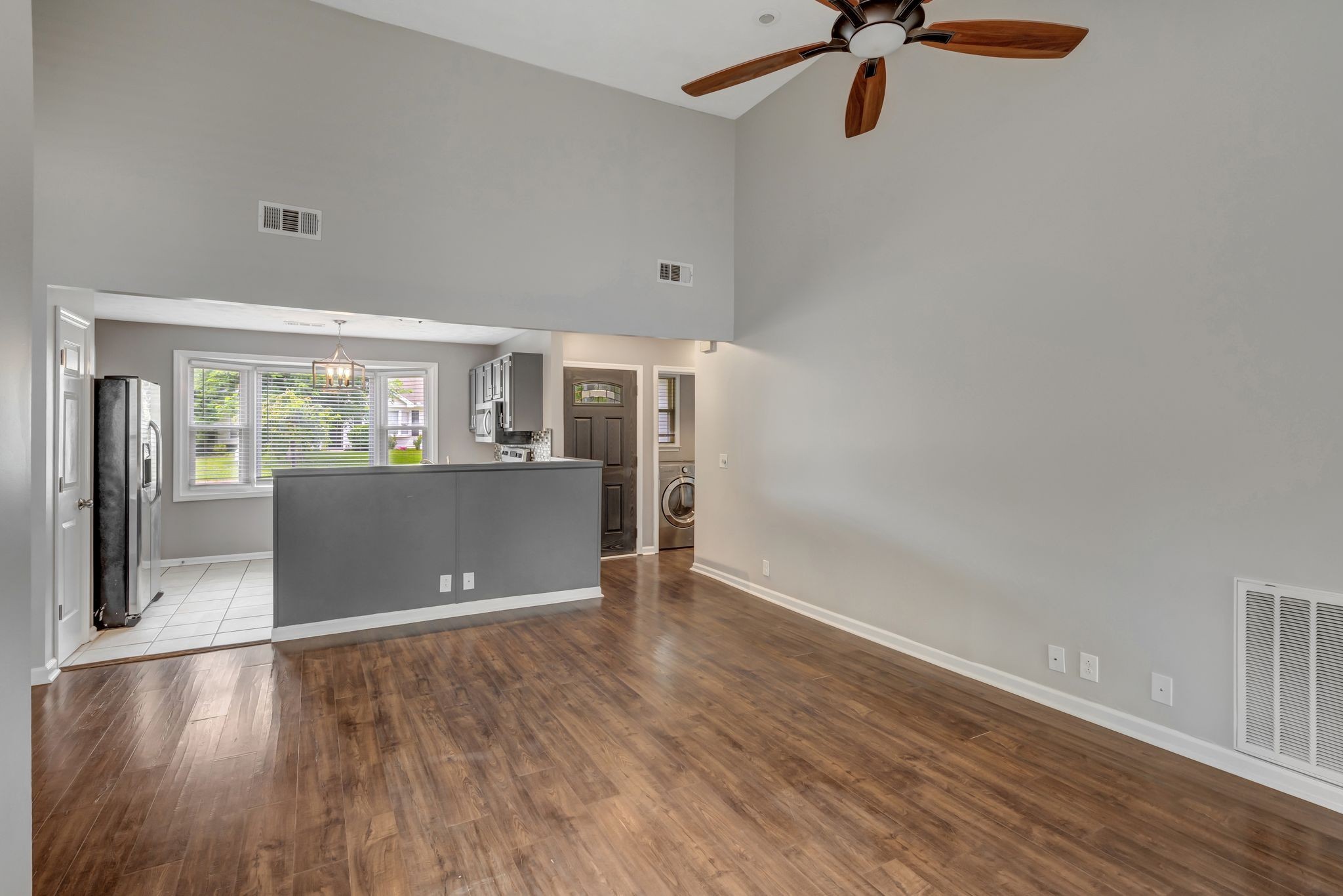 125 Agee Cir, E Property Photo 6