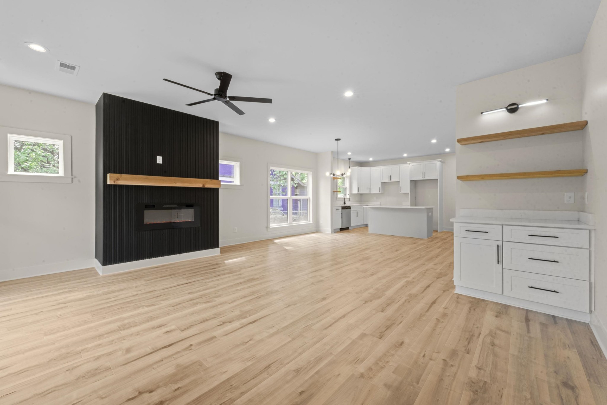 3075 Spottswood Ave Property Photo 7