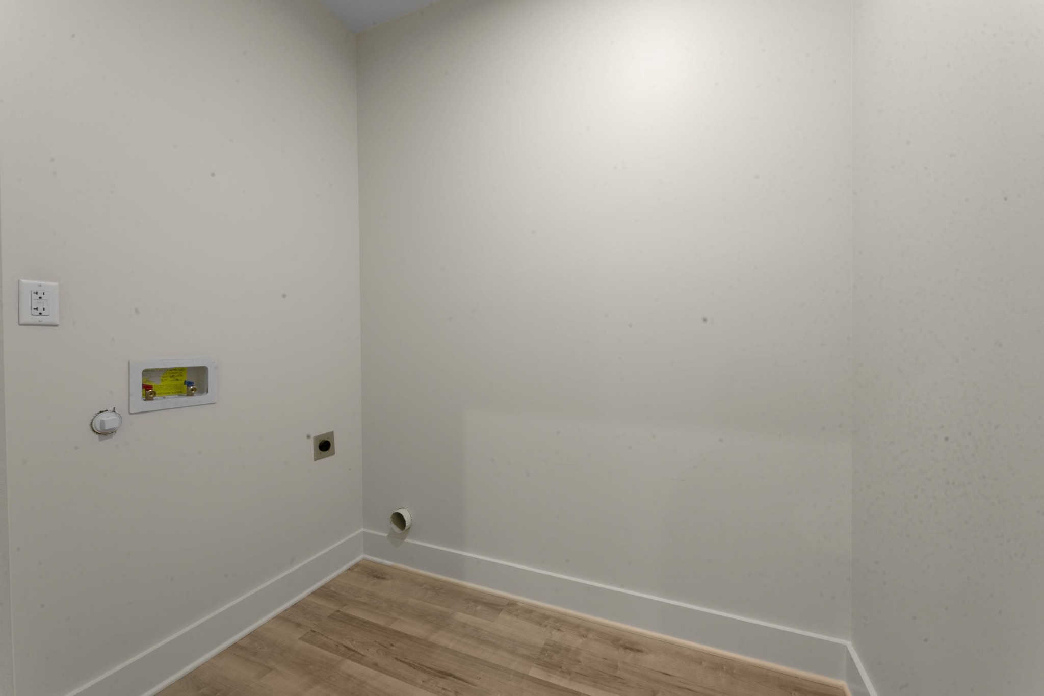 3075 Spottswood Ave Property Photo 13