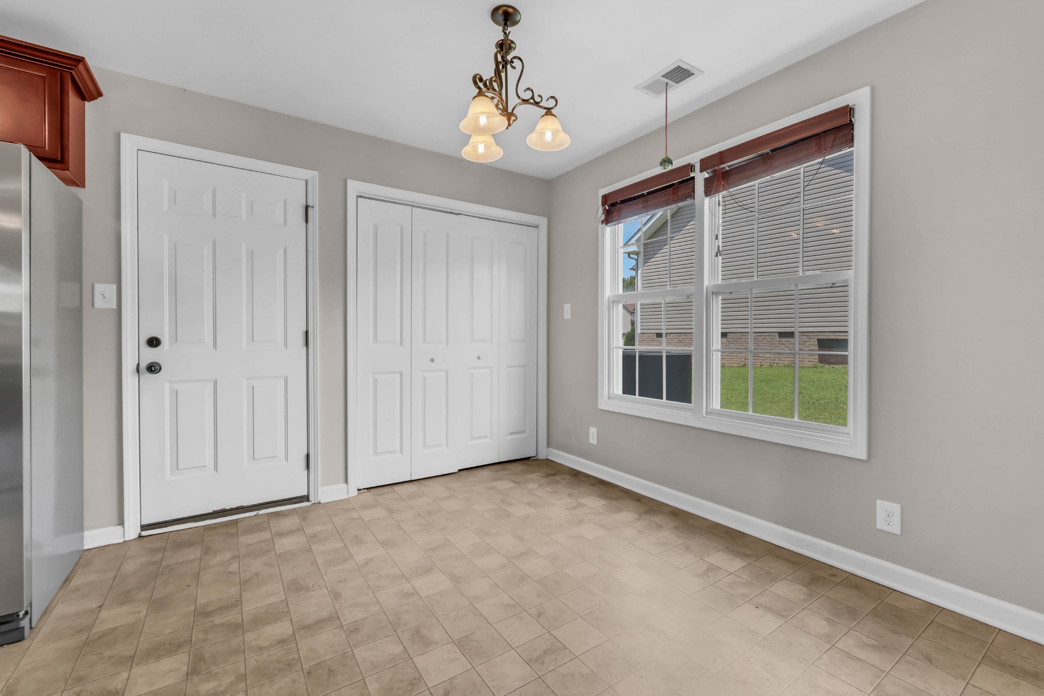 420 Chestnut Grove Way Property Photo 22