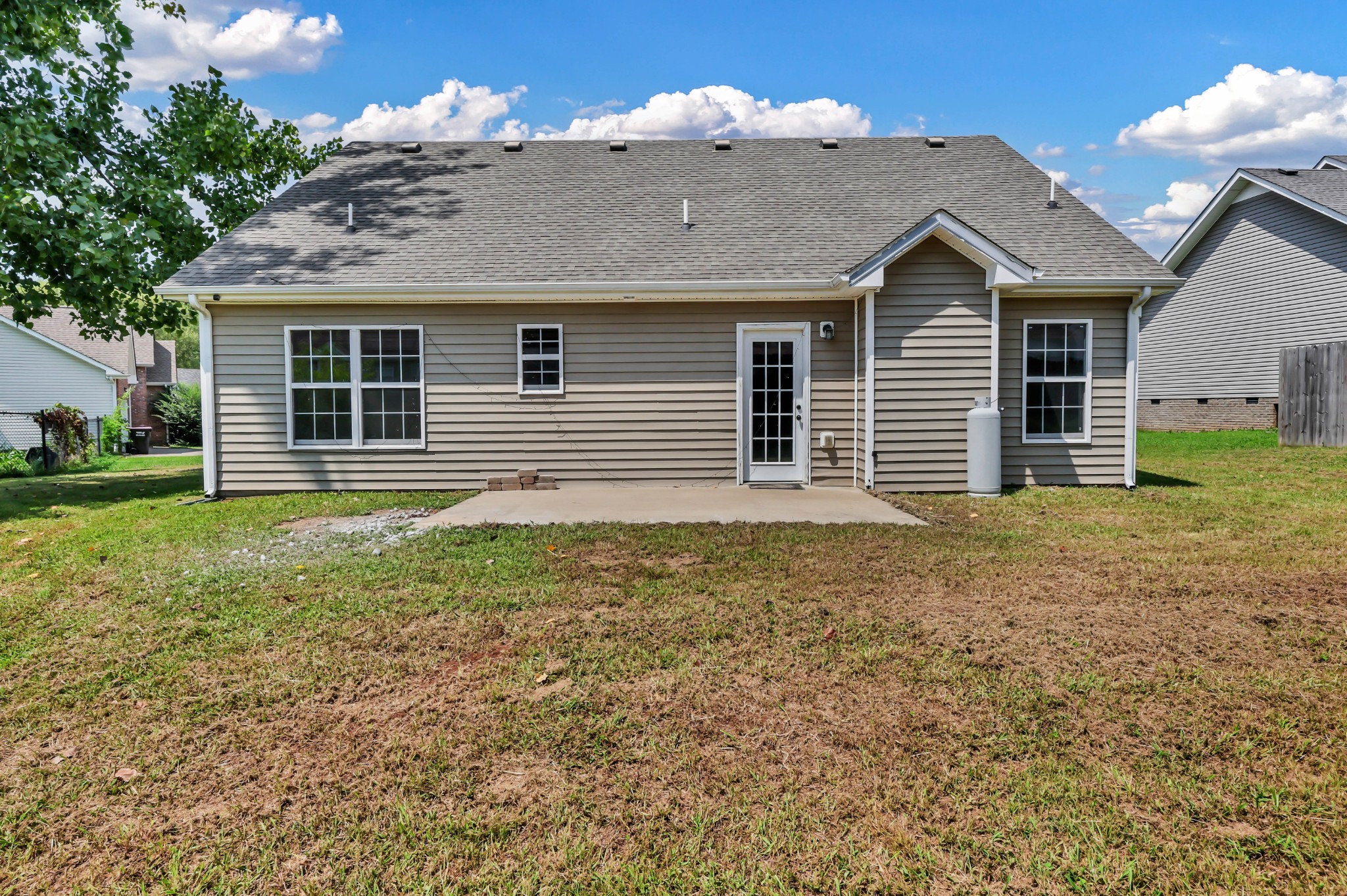 420 Chestnut Grove Way Property Photo 29