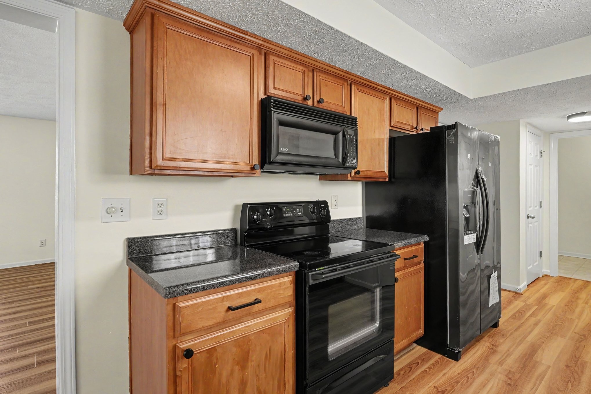 2117 Long Meadow Dr Property Photo 7