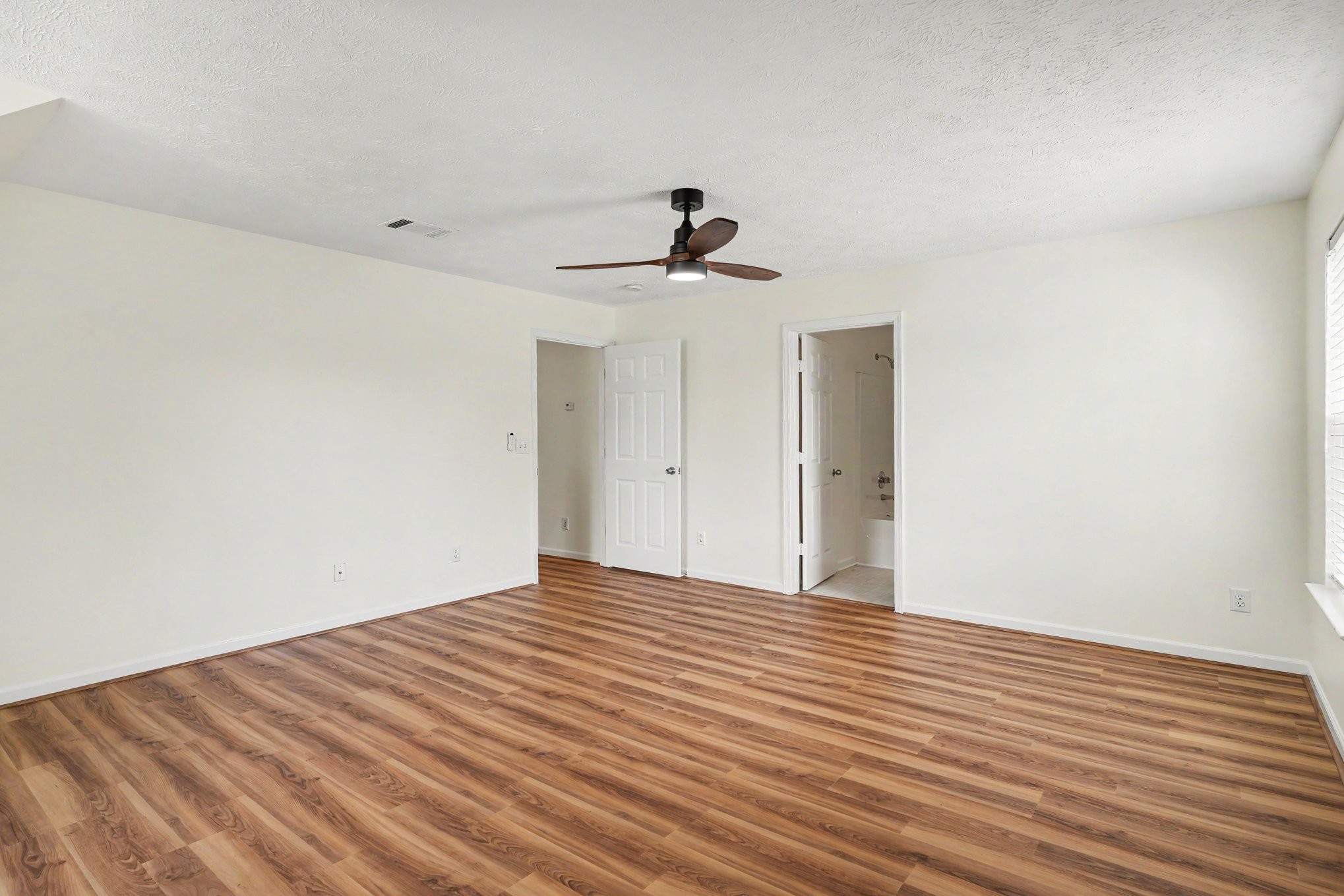 2117 Long Meadow Dr Property Photo 13