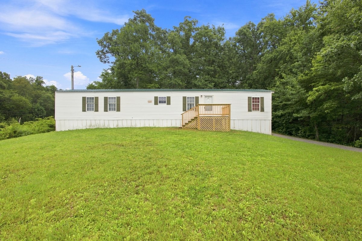 358 Silcox Rd Property Photo 1