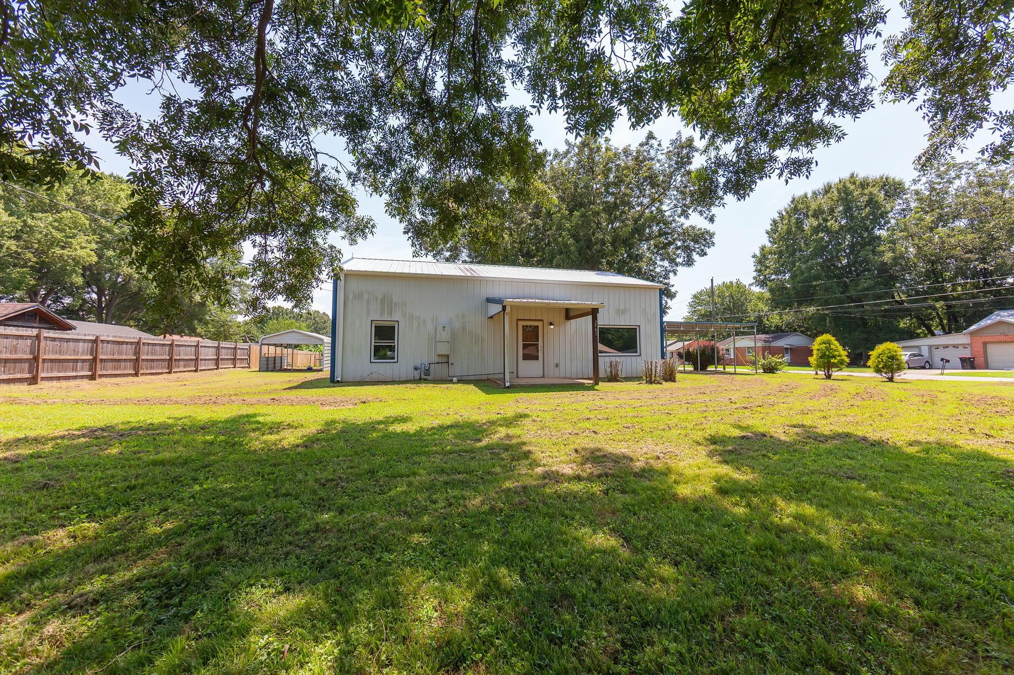 2902 Vine St Property Photo 1