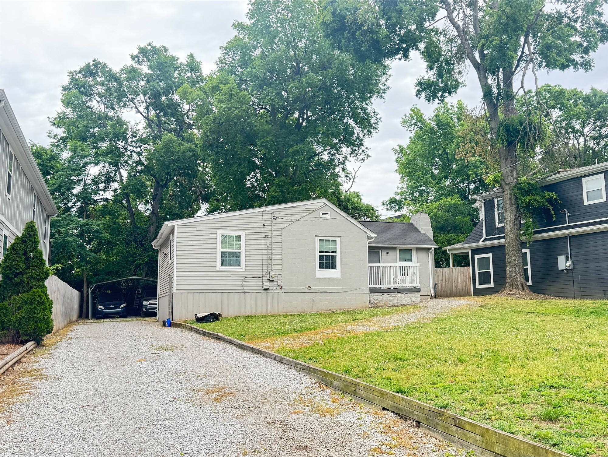 2222 Kline Ave Property Photo 1