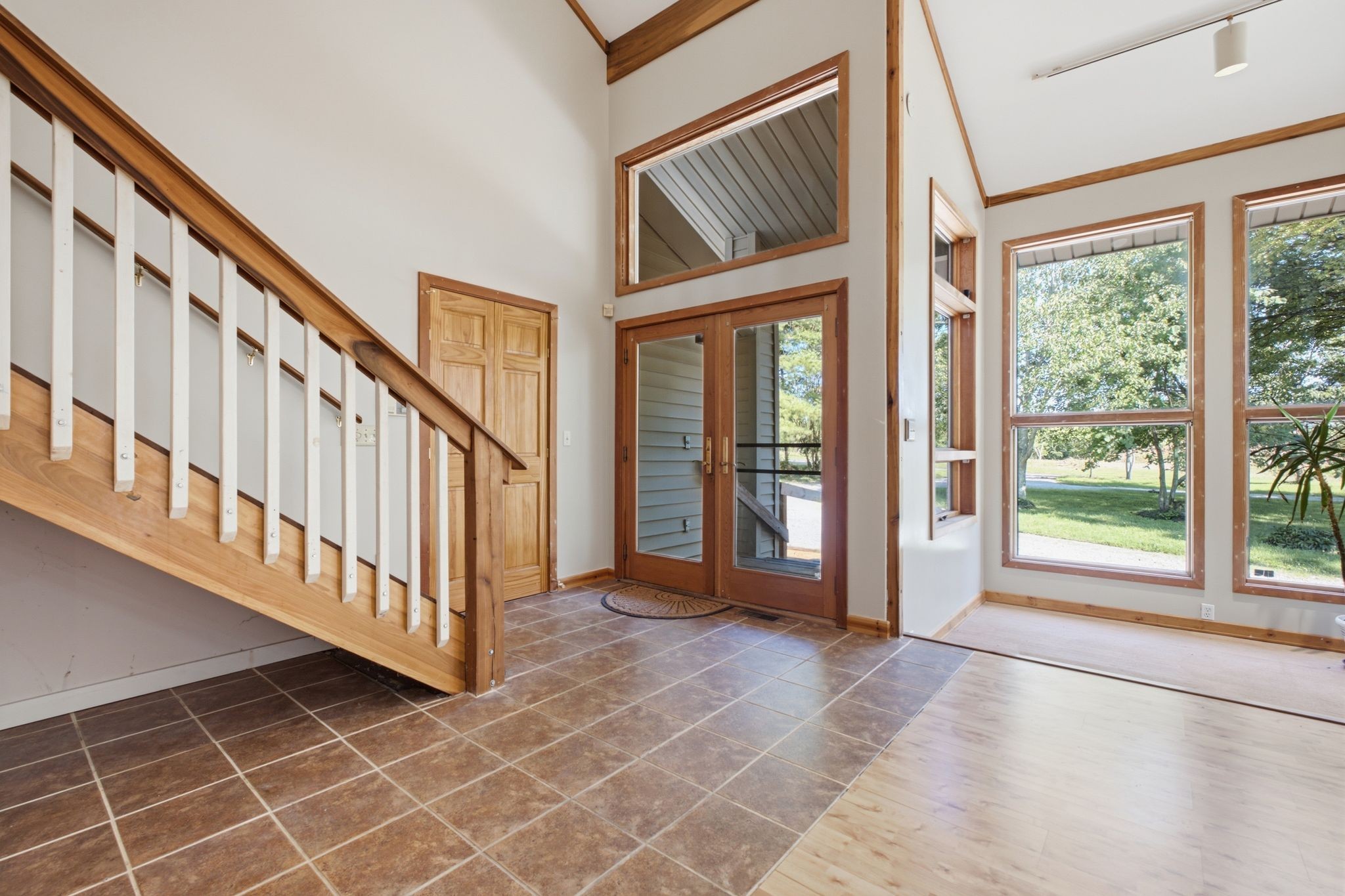5052 John Hagar Rd Property Photo 5