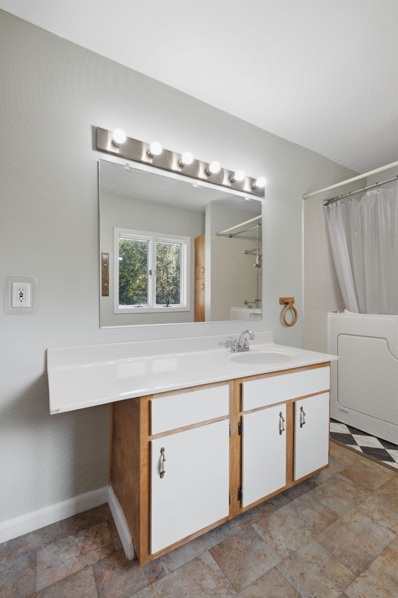 5052 John Hagar Rd Property Photo 21