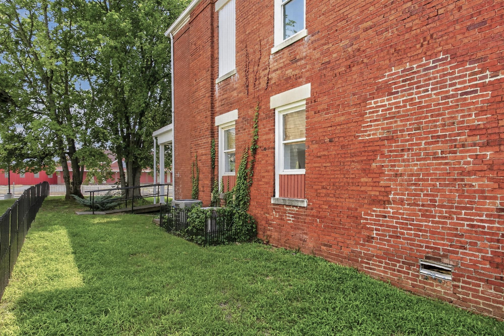 801 Franklin St Property Photo 39