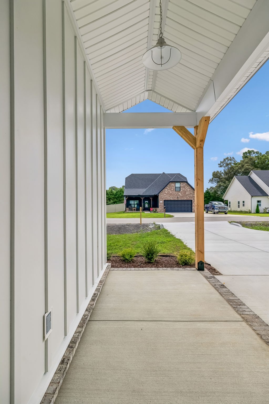 328 Villa St Property Photo 6