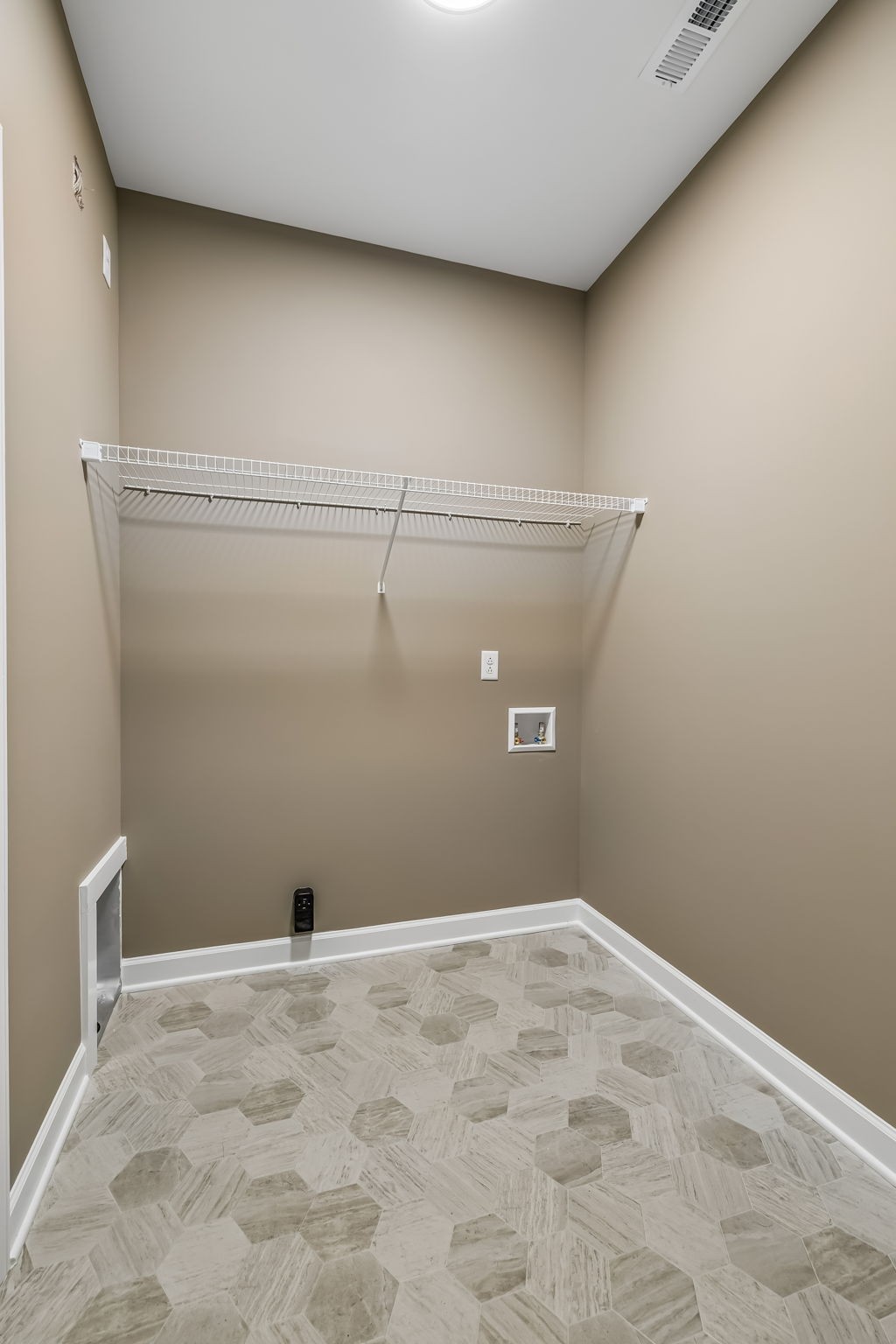 328 Villa St Property Photo 38