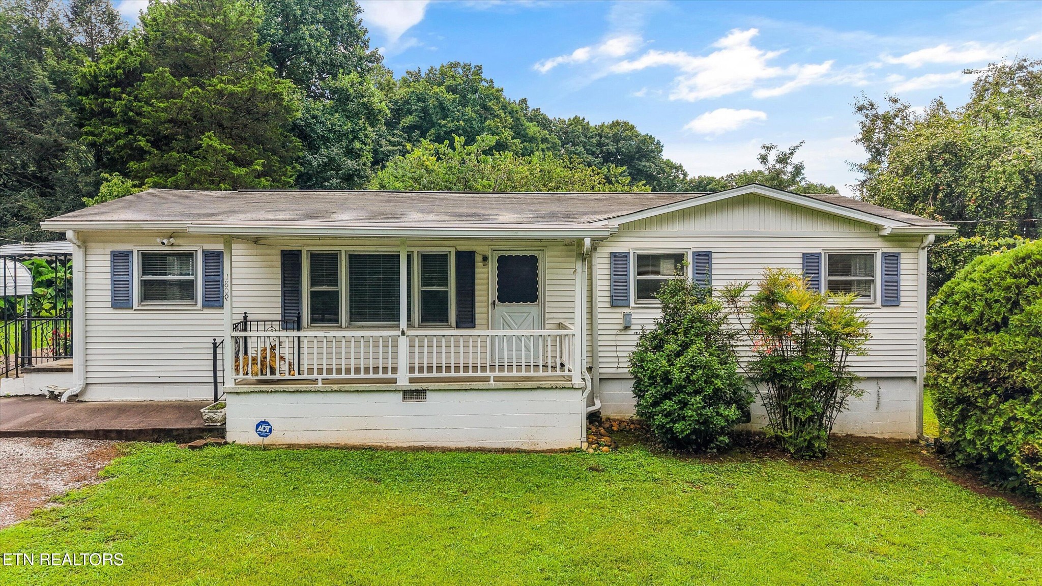 1809 Andes Rd Property Photo 1