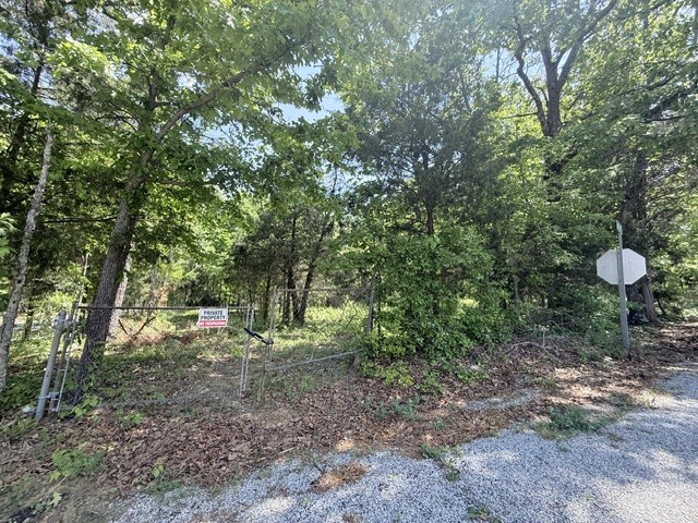 921 Eli Rd Property Photo 9