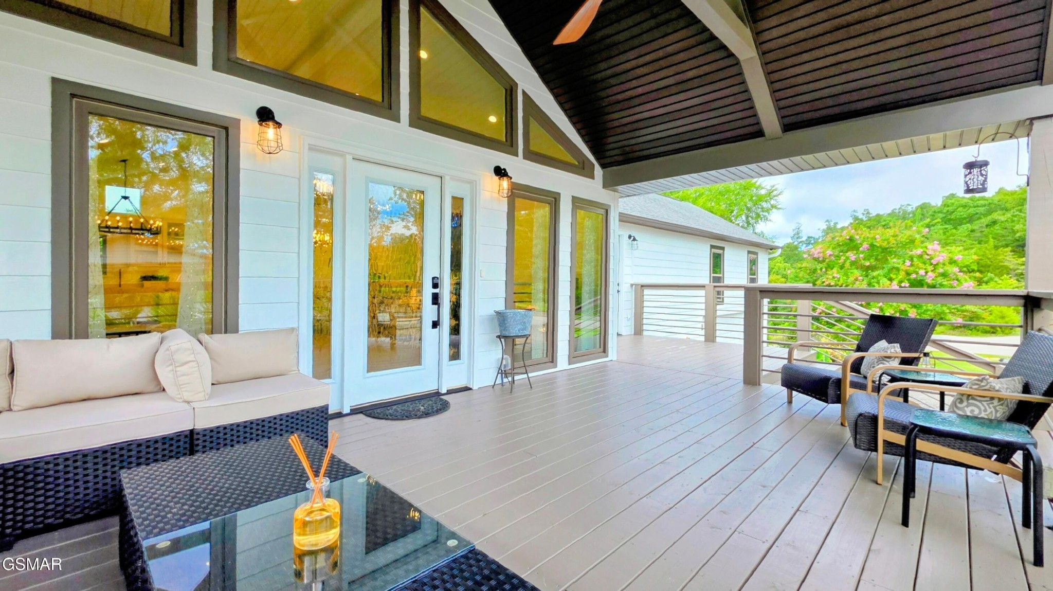108 Bay View Point Property Photo 8
