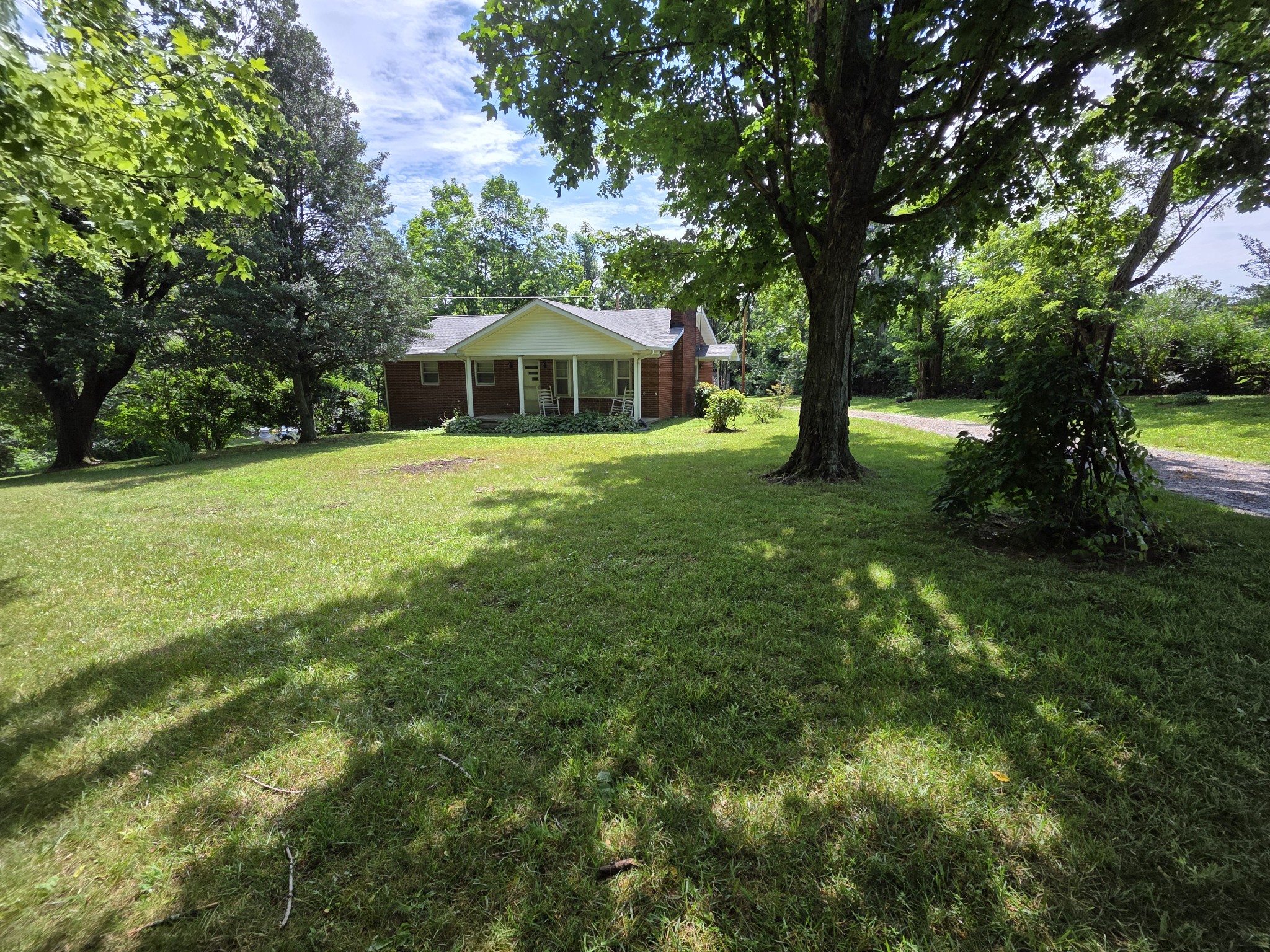 1438 Rocky Mound Rd Property Photo 2