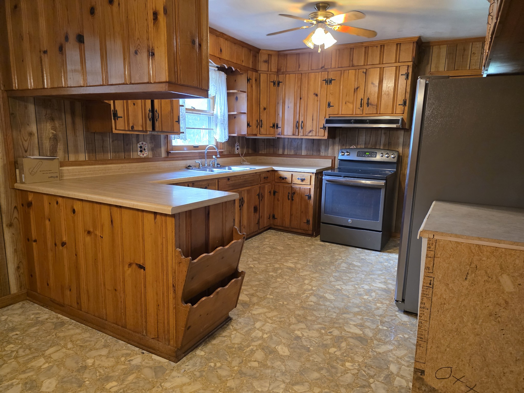 1438 Rocky Mound Rd Property Photo 4