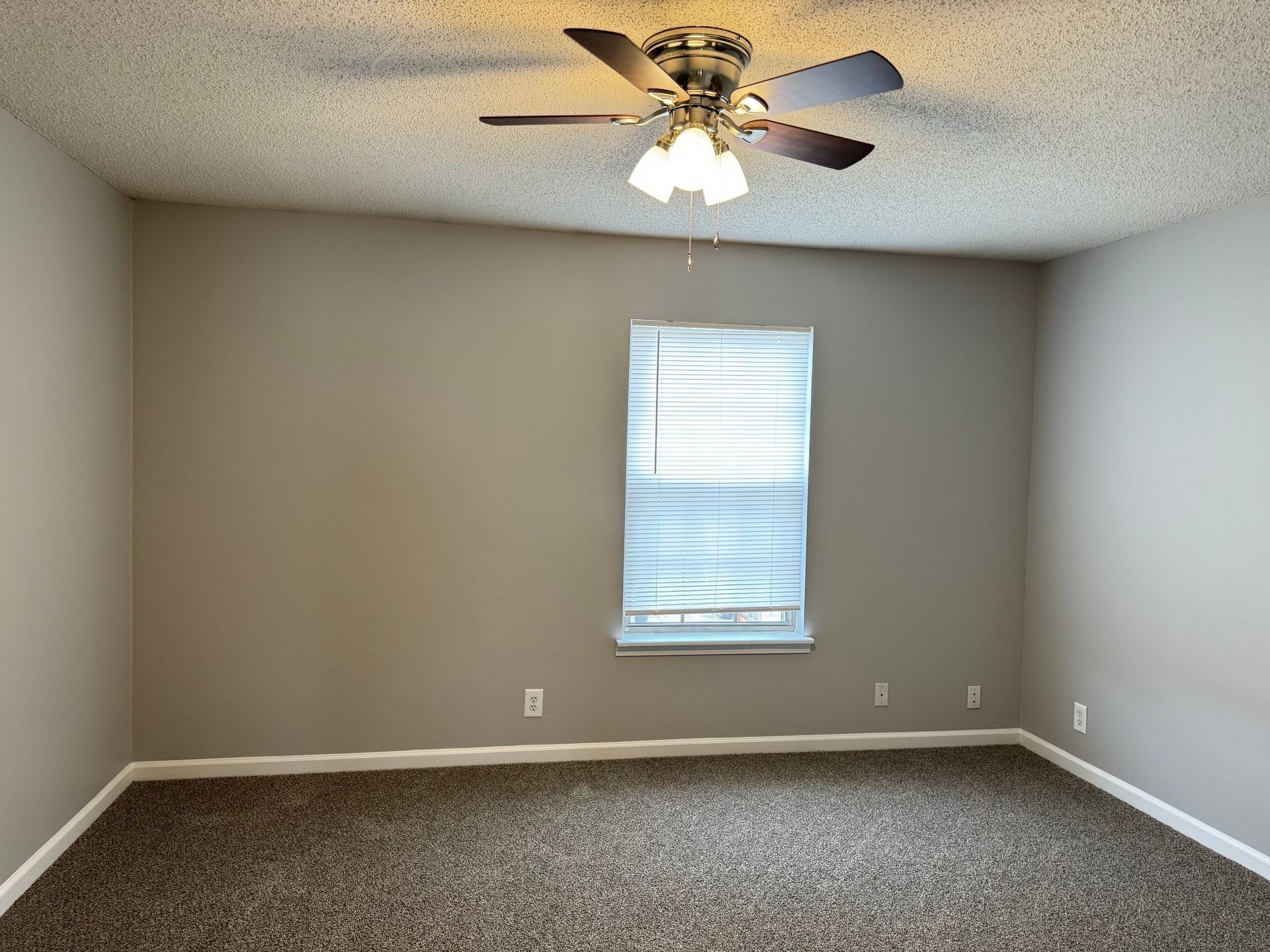 2453 W Wilson Rd Property Photo 13