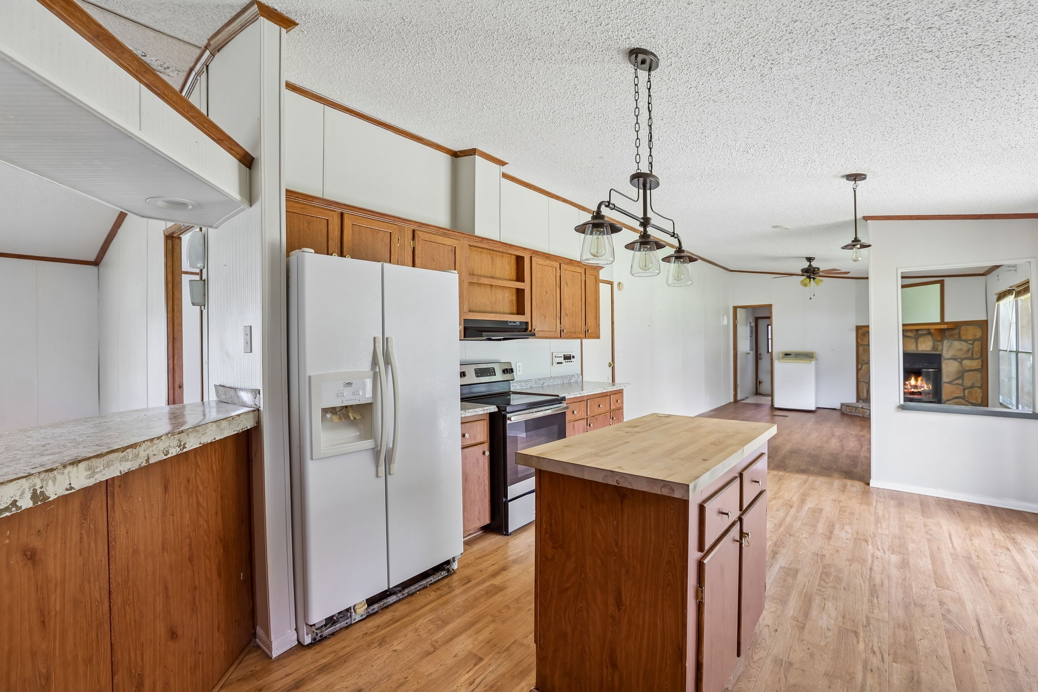 17 Light Ln Property Photo 10
