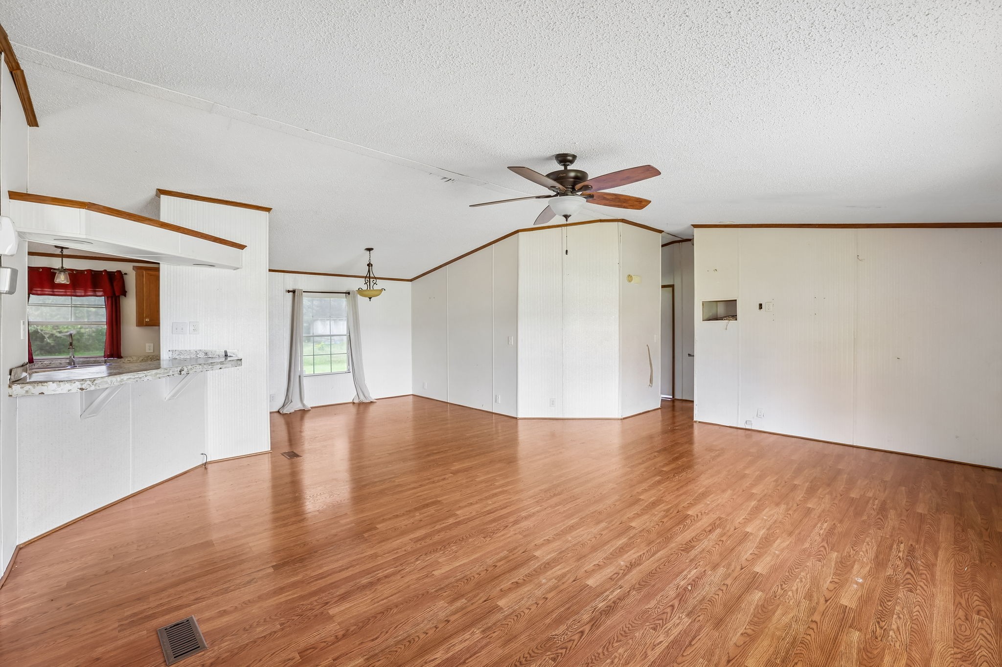 17 Light Ln Property Photo 21