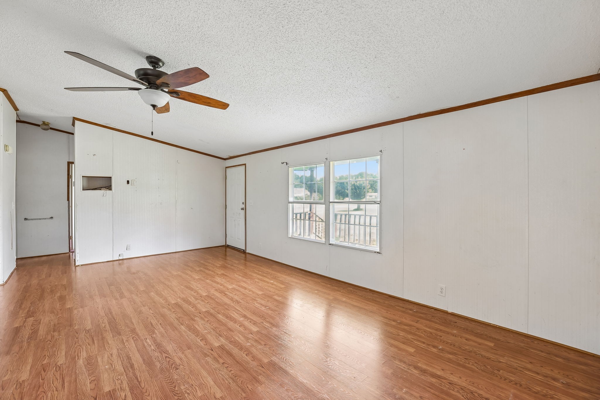 17 Light Ln Property Photo 26