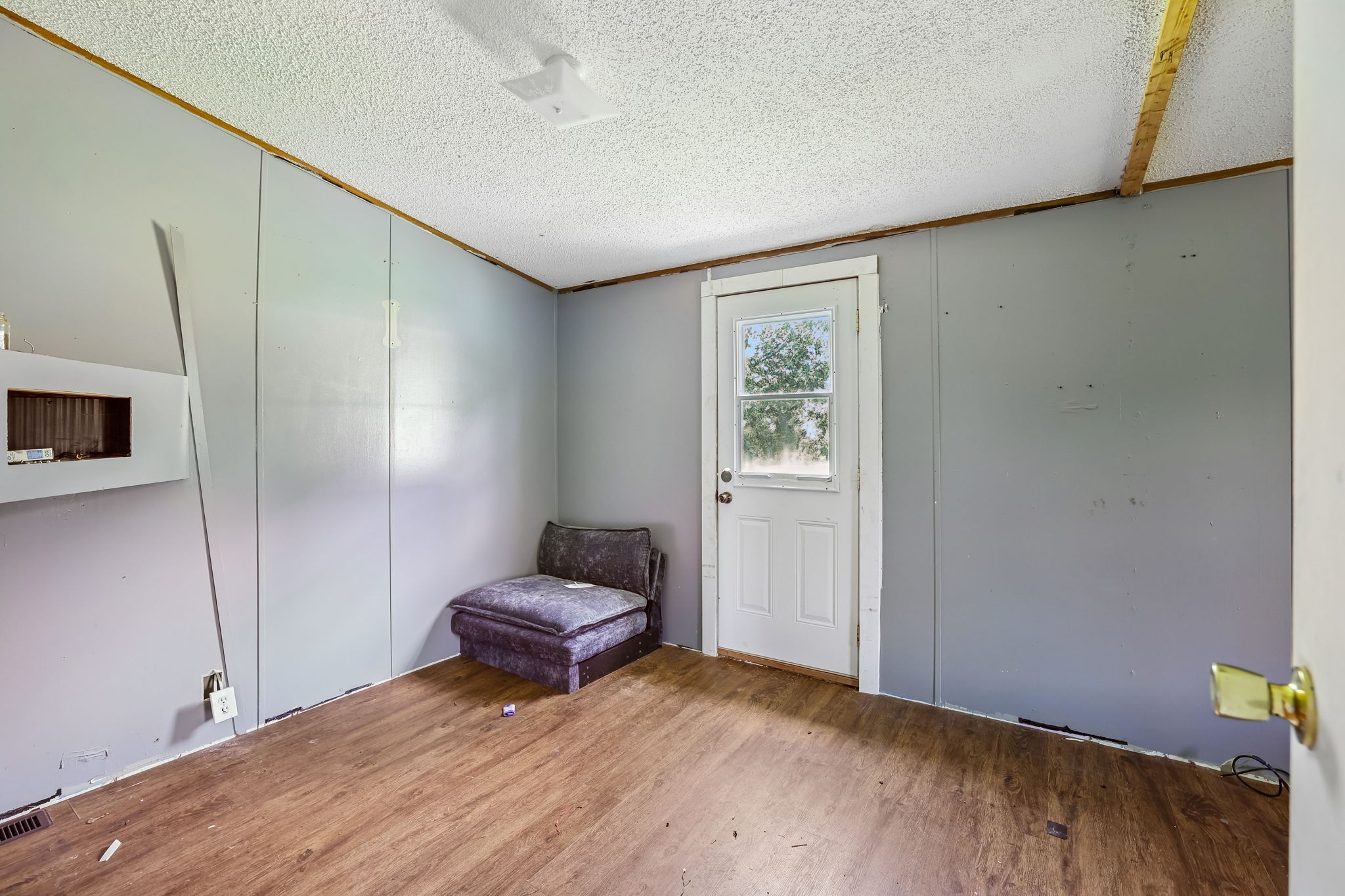 17 Light Ln Property Photo 32