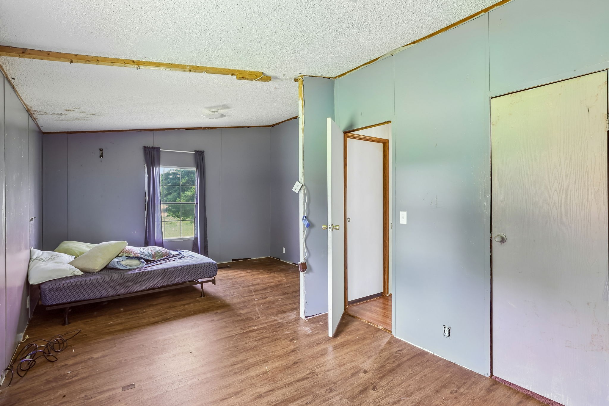 17 Light Ln Property Photo 33