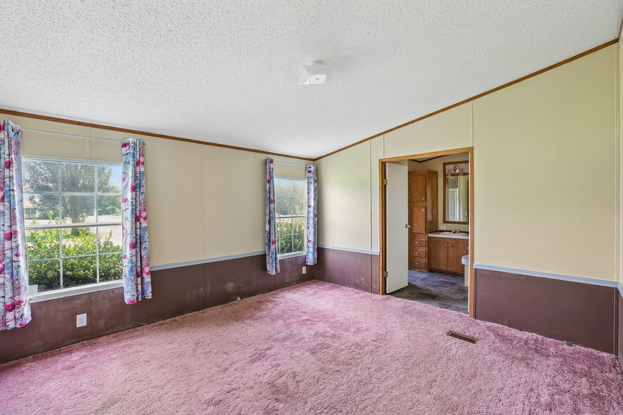 17 Light Ln Property Photo 39