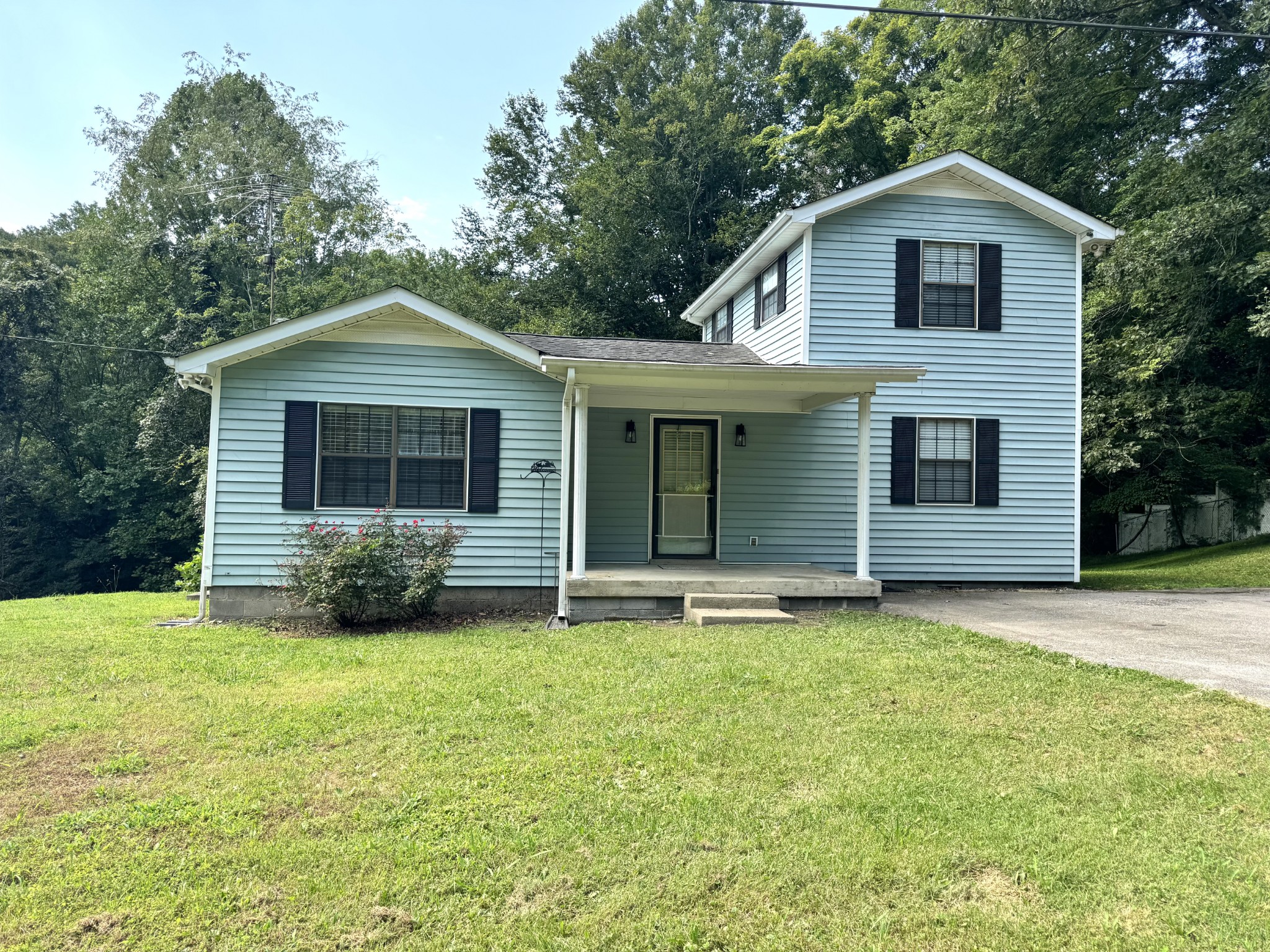1202 Pickle Knight Rd Property Photo 1