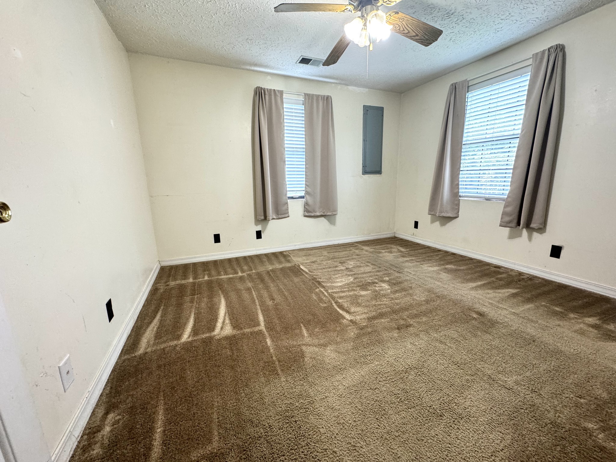 1202 Pickle Knight Rd Property Photo 6