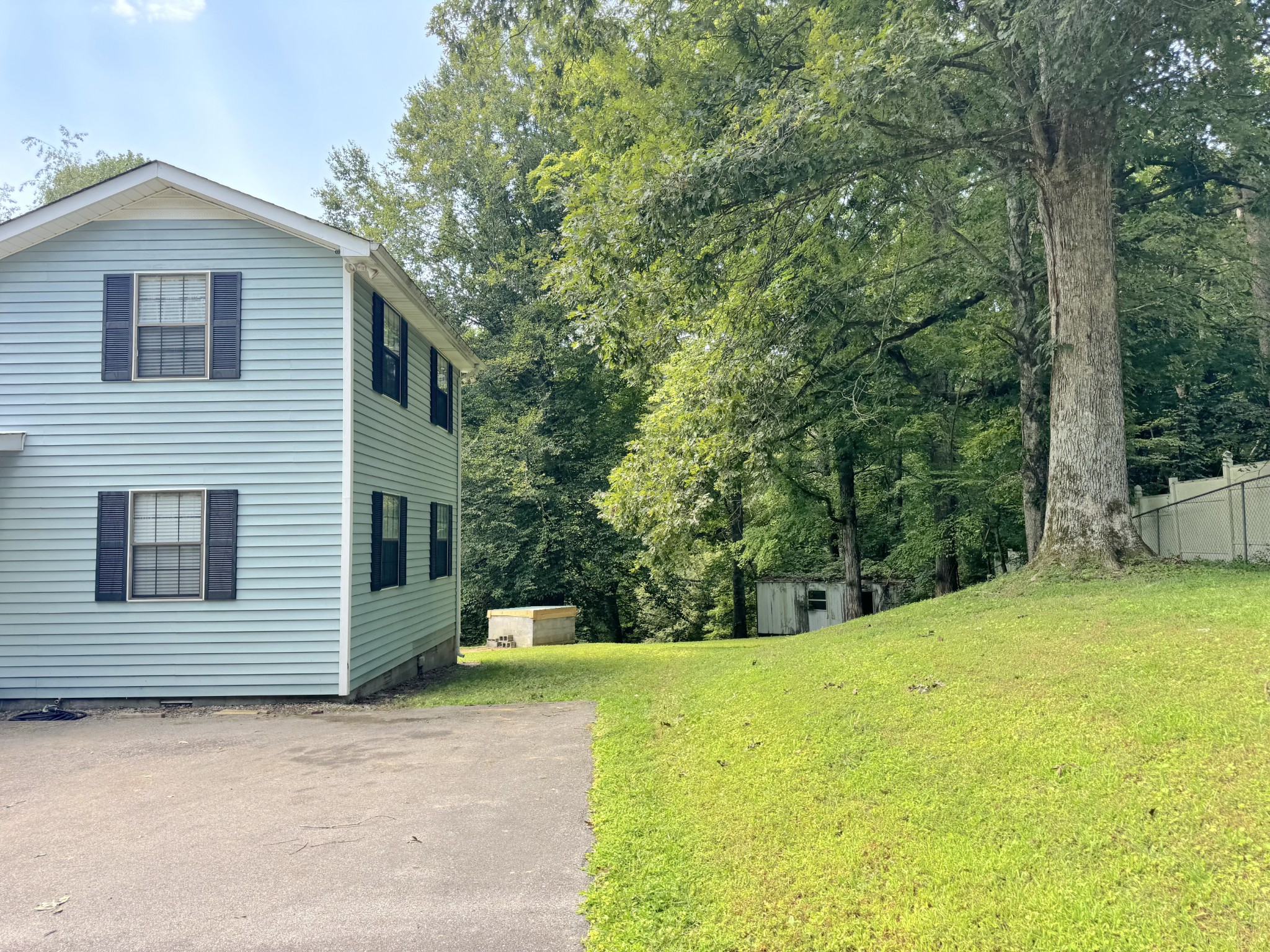 1202 Pickle Knight Rd Property Photo 14