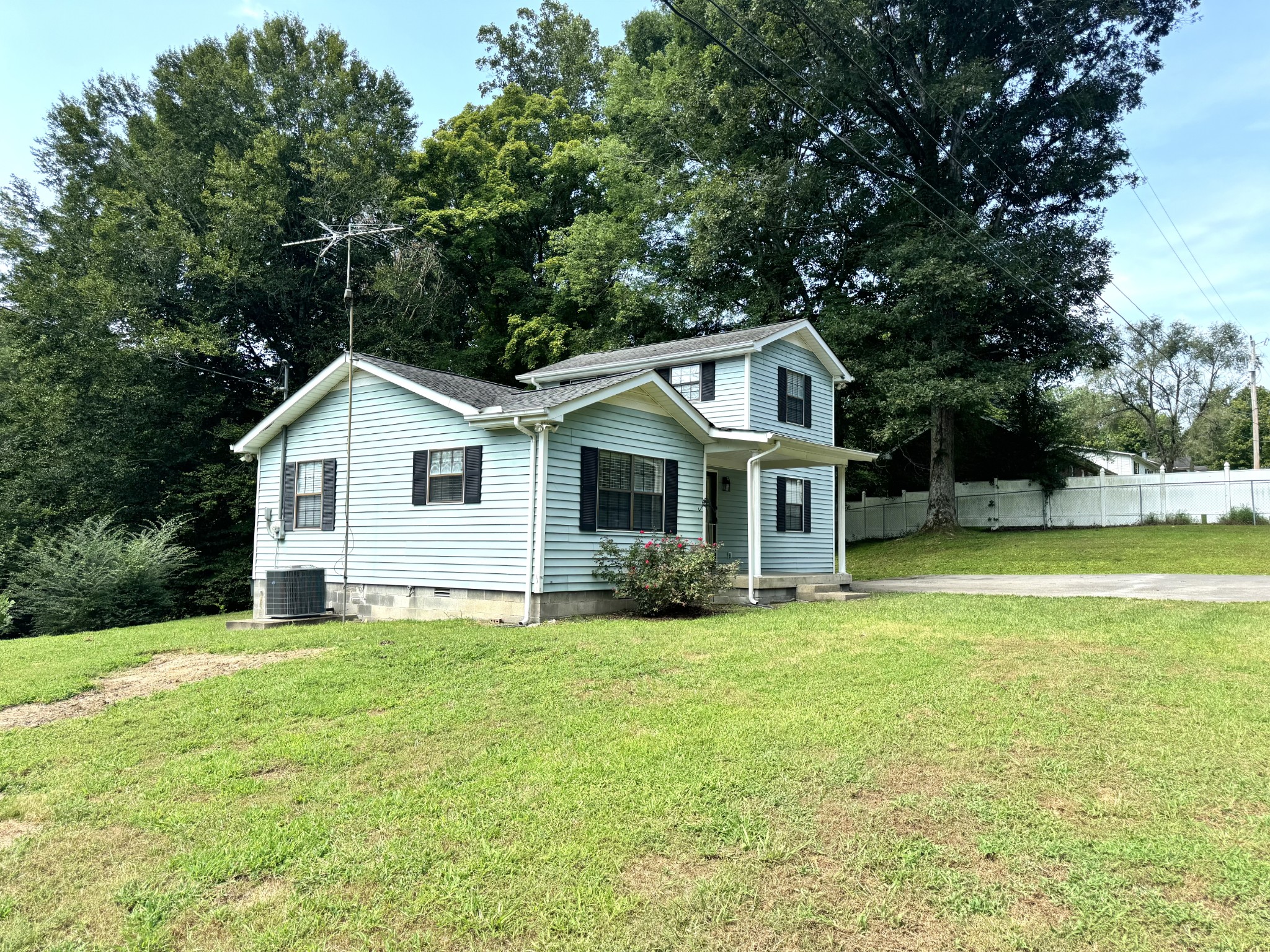 1202 Pickle Knight Rd Property Photo 15