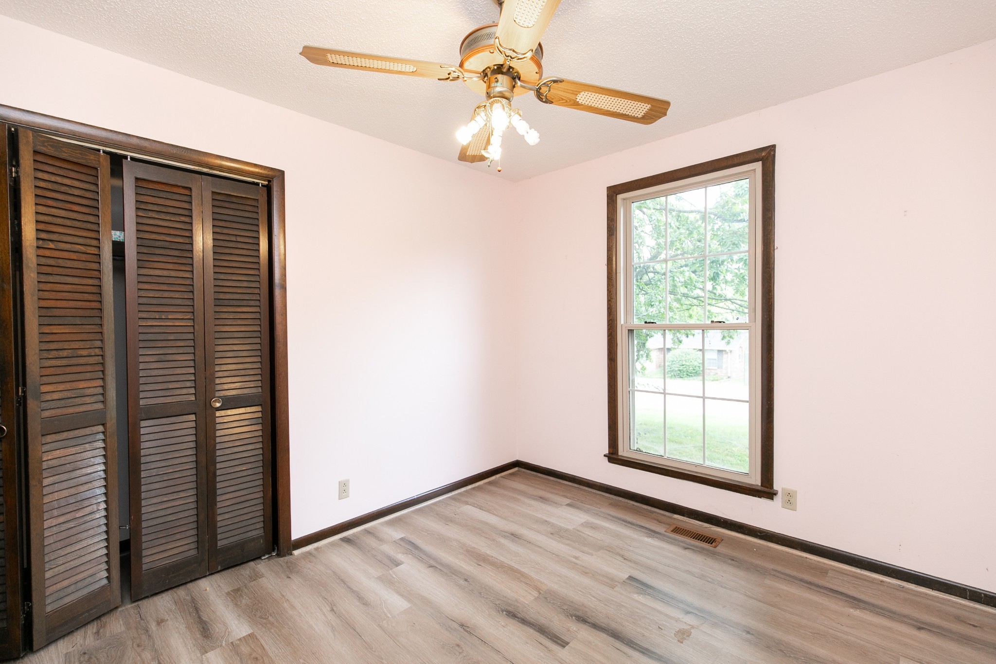 307 Donna Dr Property Photo 12