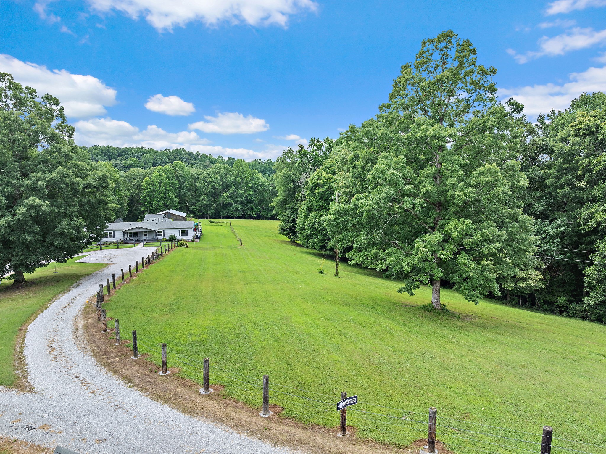 1333 Roberts Rd Property Photo 6