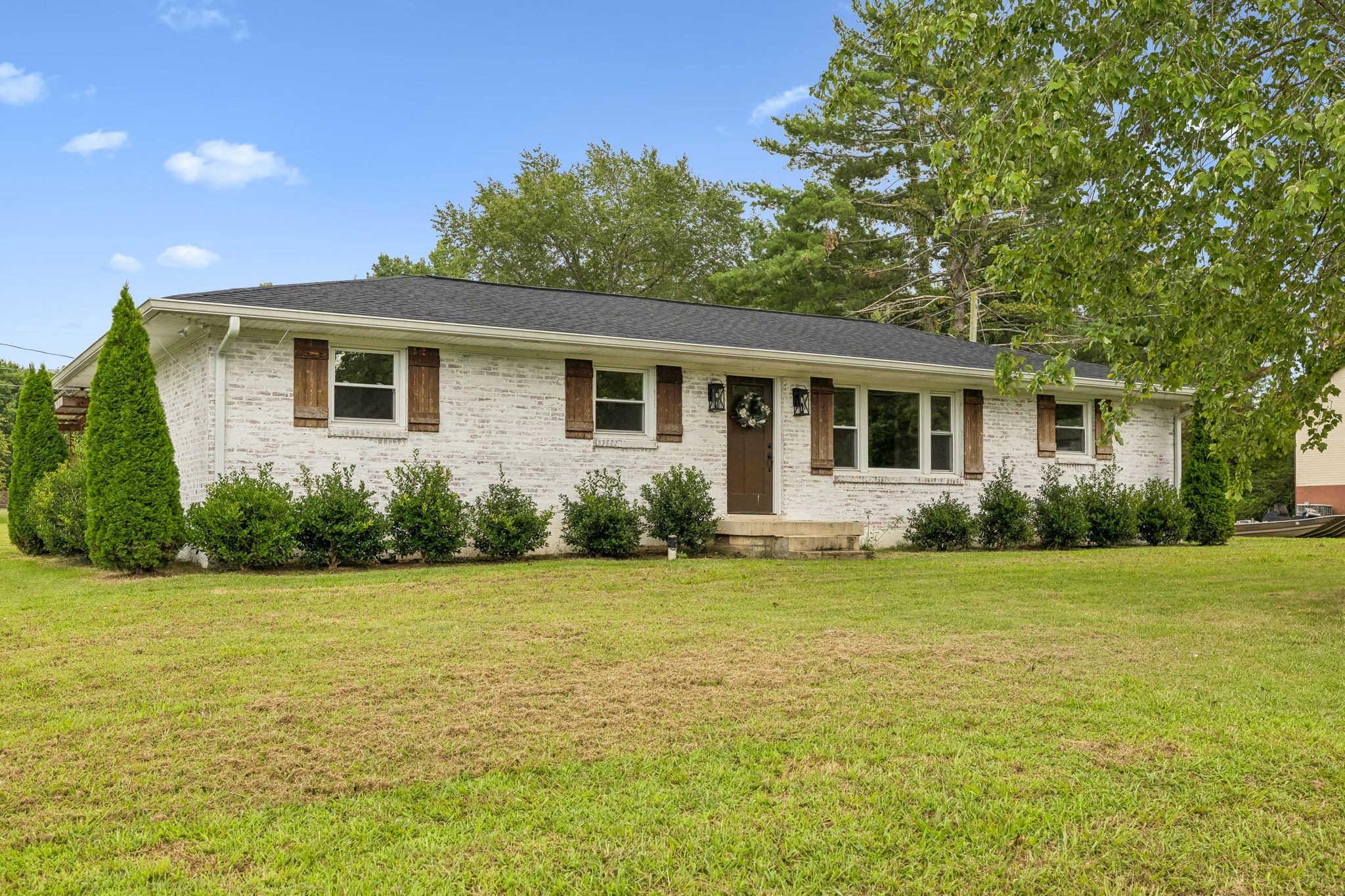 200 Blackpatch Dr Property Photo 5