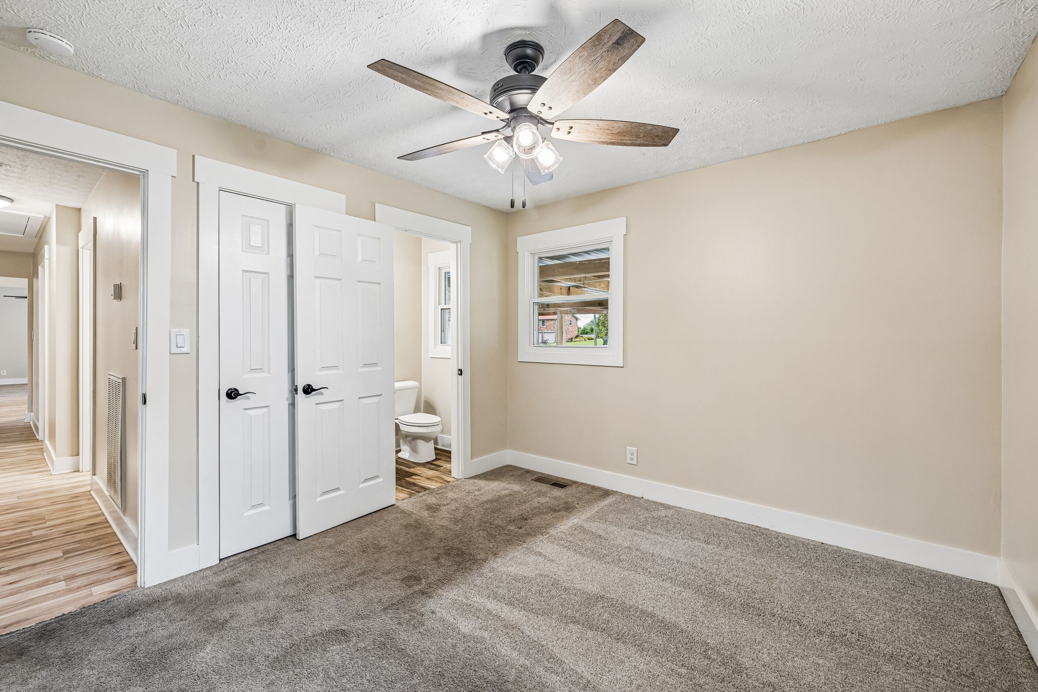 200 Blackpatch Dr Property Photo 15