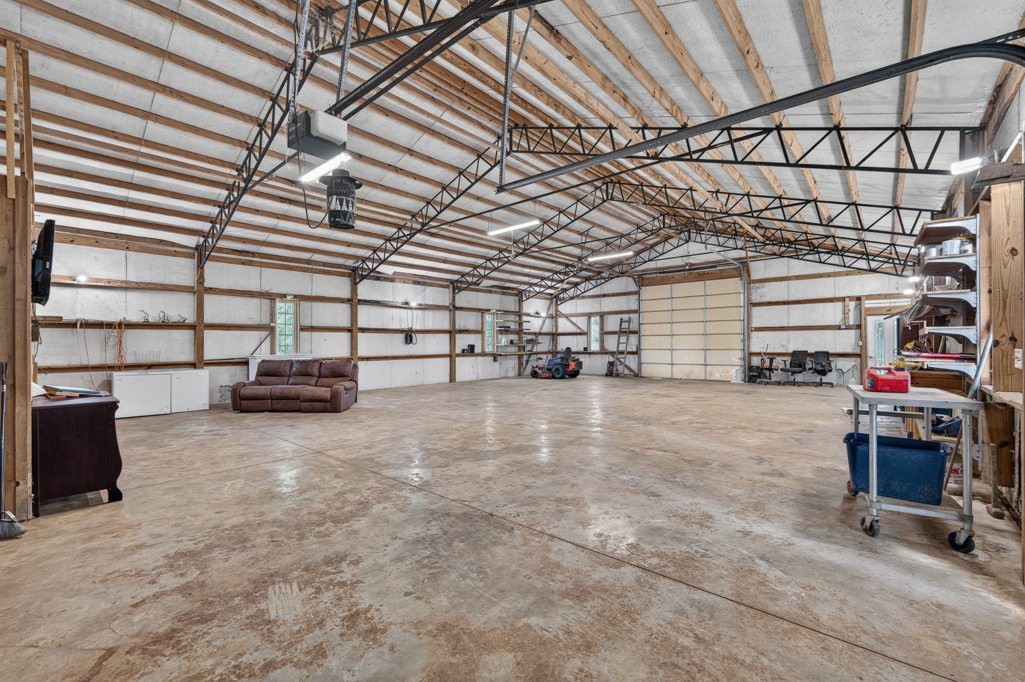 30491 Highway 110 Property Photo 6