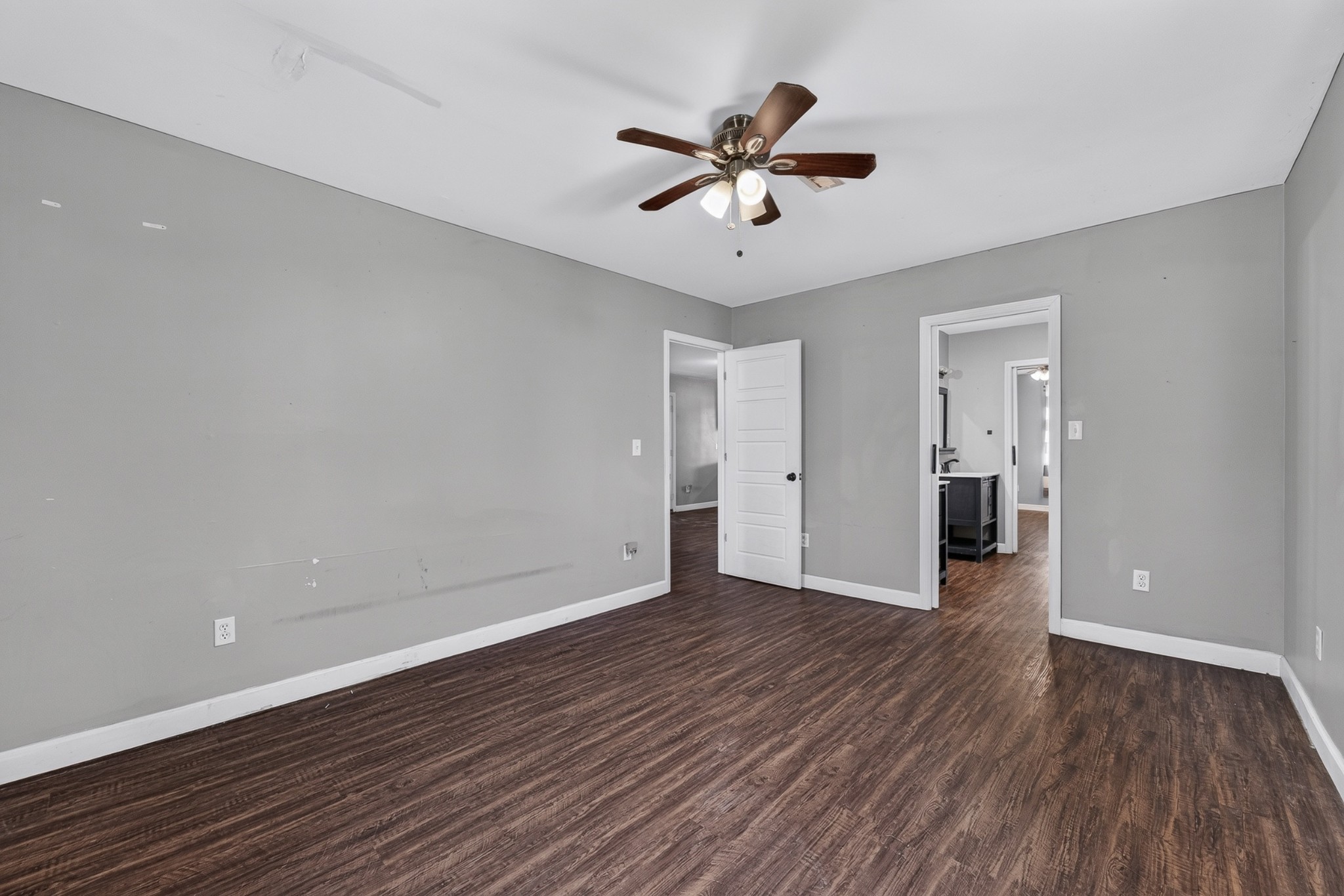 30491 Highway 110 Property Photo 10