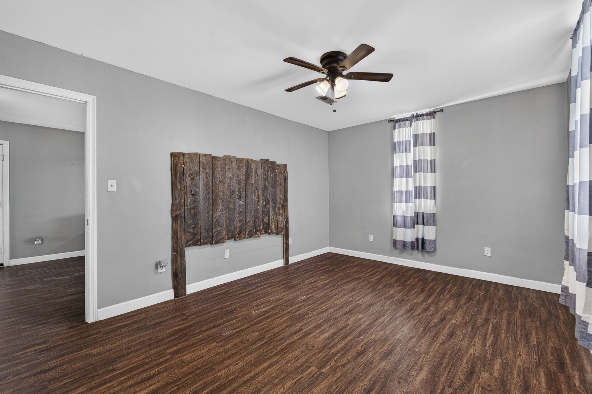 30491 Highway 110 Property Photo 18
